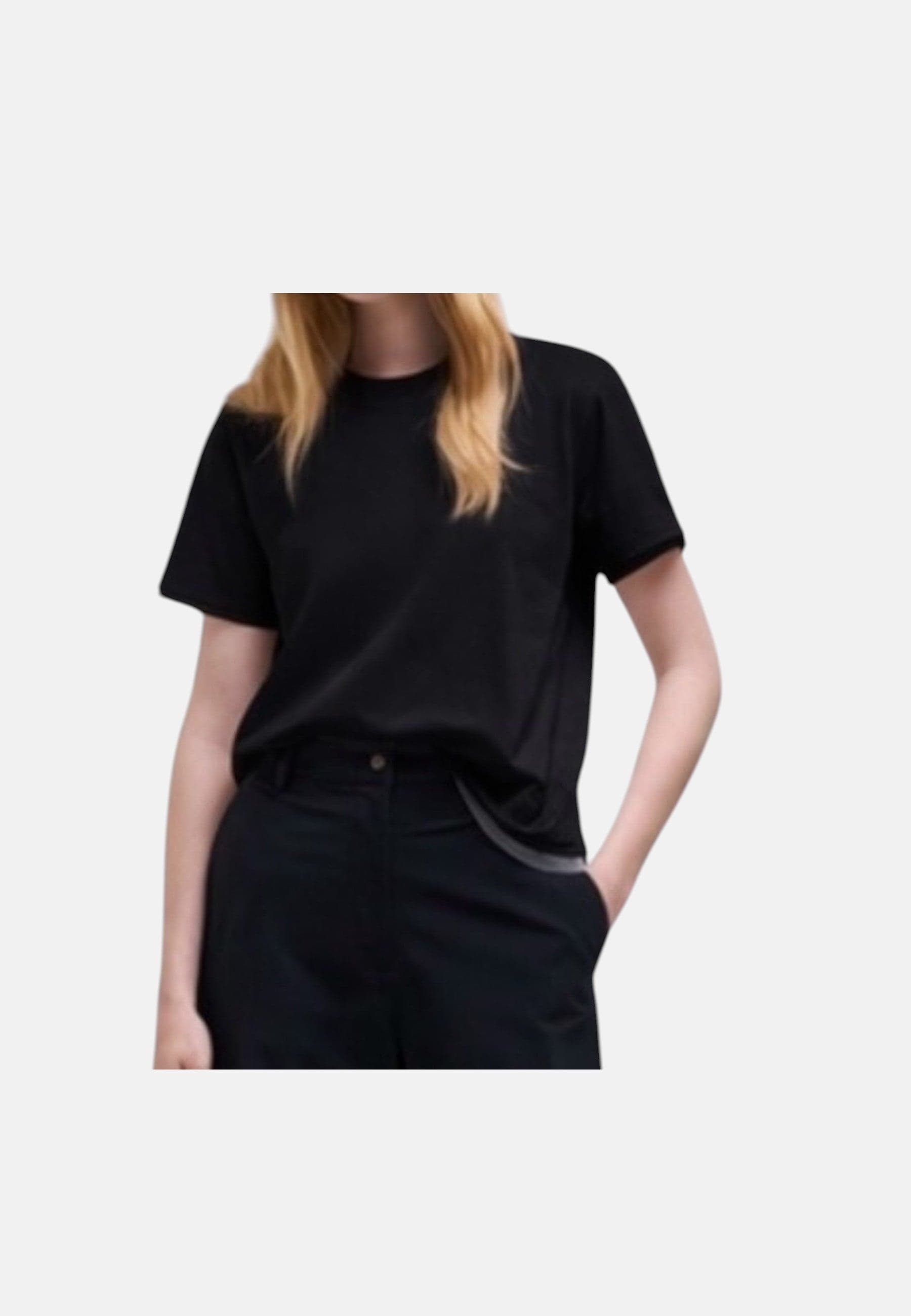 Colmar T-shirt donna 8674 6SX black in Autocategorizzazione Broadway Red - Barletta, commercioVirtuoso.it