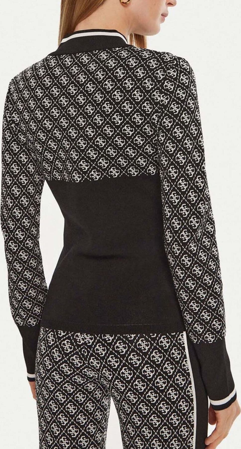 GUESS MAGLIONE LOGATO da donna in Maglioni Drestige - Casamassima, commercioVirtuoso.it