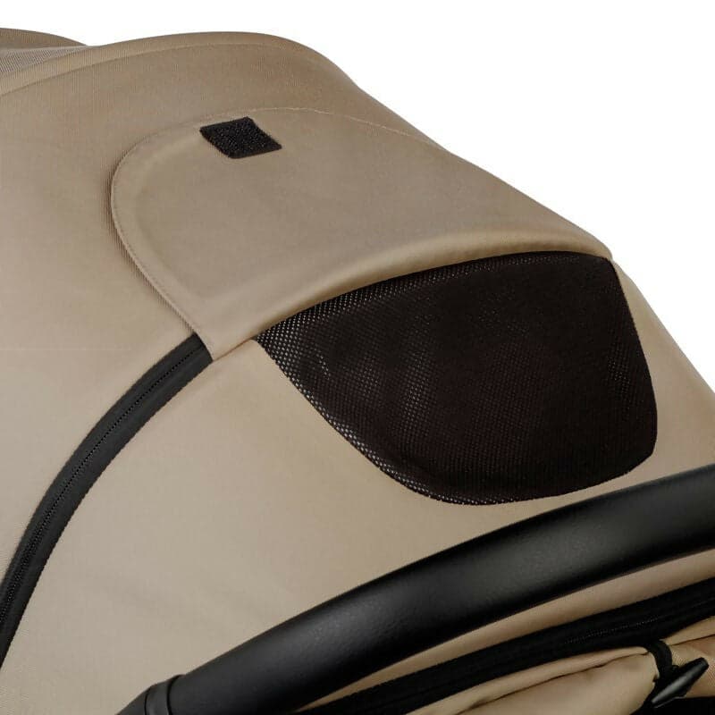JANE' Passeggino CLAP - colore DESERT - con telaio in alluminio robusto, chiusura automatica e compatta, dimensioni adatte alle cabine degli aerei, adatto dalla nascita fino a 26 kg, con sospensioni su 4 ruote e finiture in similpelle in Passeggini compatti Sanitaria Gioia del Bimbo - Villa San Giovanni, commercioVirtuoso.it