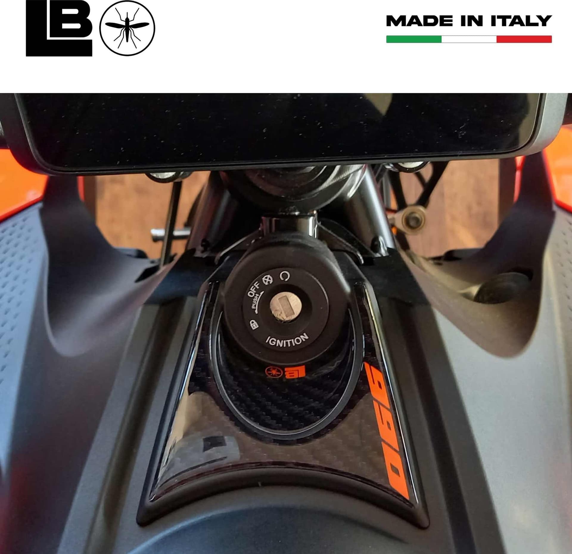Adesivo 3D Protezione Zona Chiave Moto compatibile con KTM 990 Duke 2024-2025 in Decalcomanie adesivi e magneti LabelBike - Bibbiano, commercioVirtuoso.it