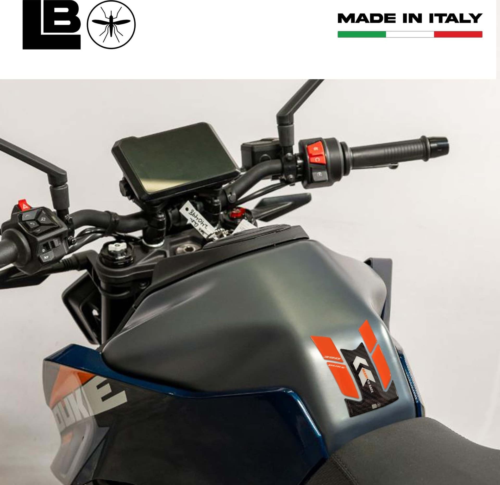 Paraserbatoio Adesivo 3D Protezione moto compatibile con KTM 390 Duke 2024-2025 in Paraserbatoio LabelBike - Bibbiano, commercioVirtuoso.it