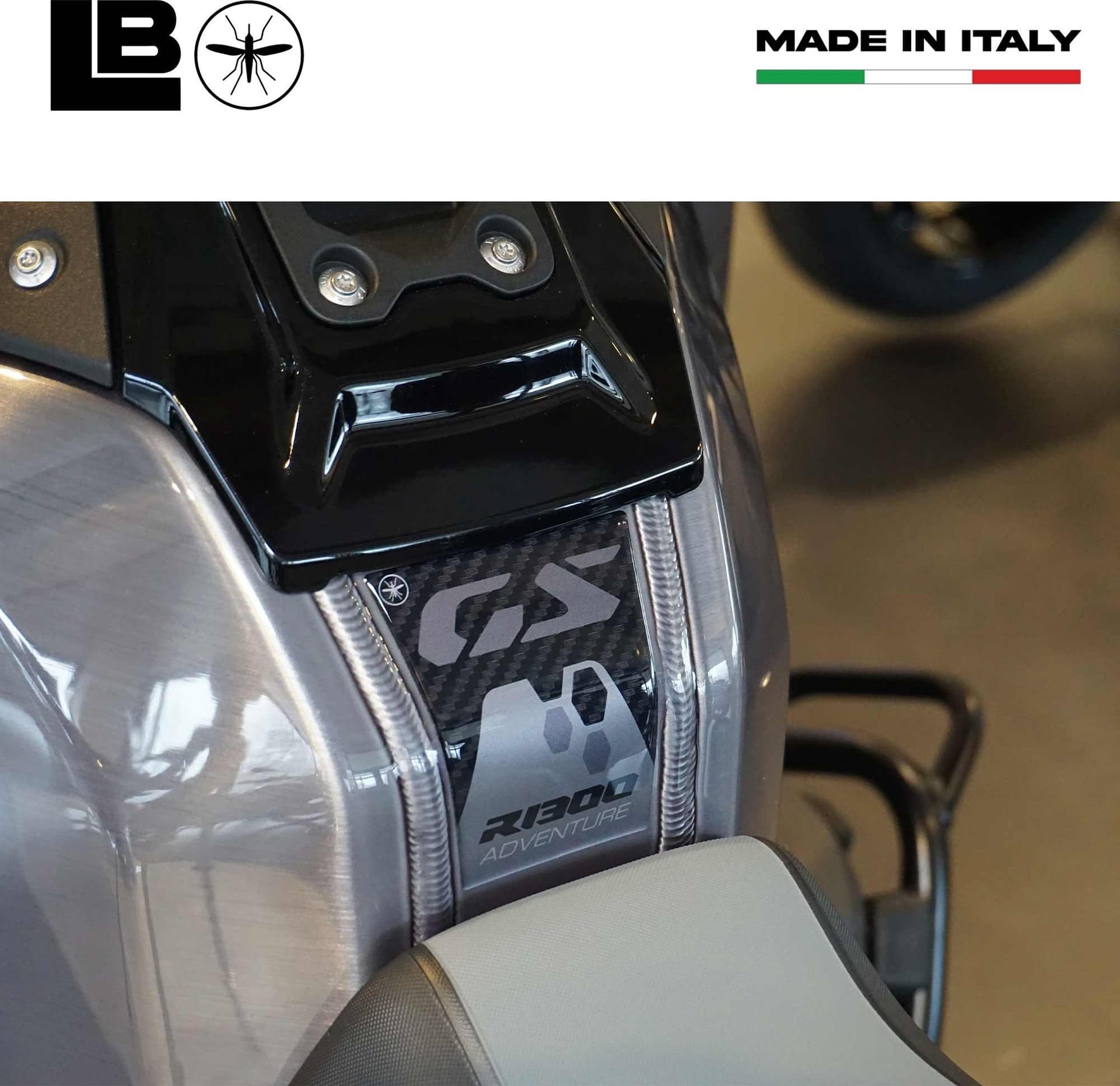 Adesivo 3D Paraserbatoio BASSO moto compatibile con BMW R 1300 GS Adventure in Paraserbatoio LabelBike - Bibbiano, commercioVirtuoso.it