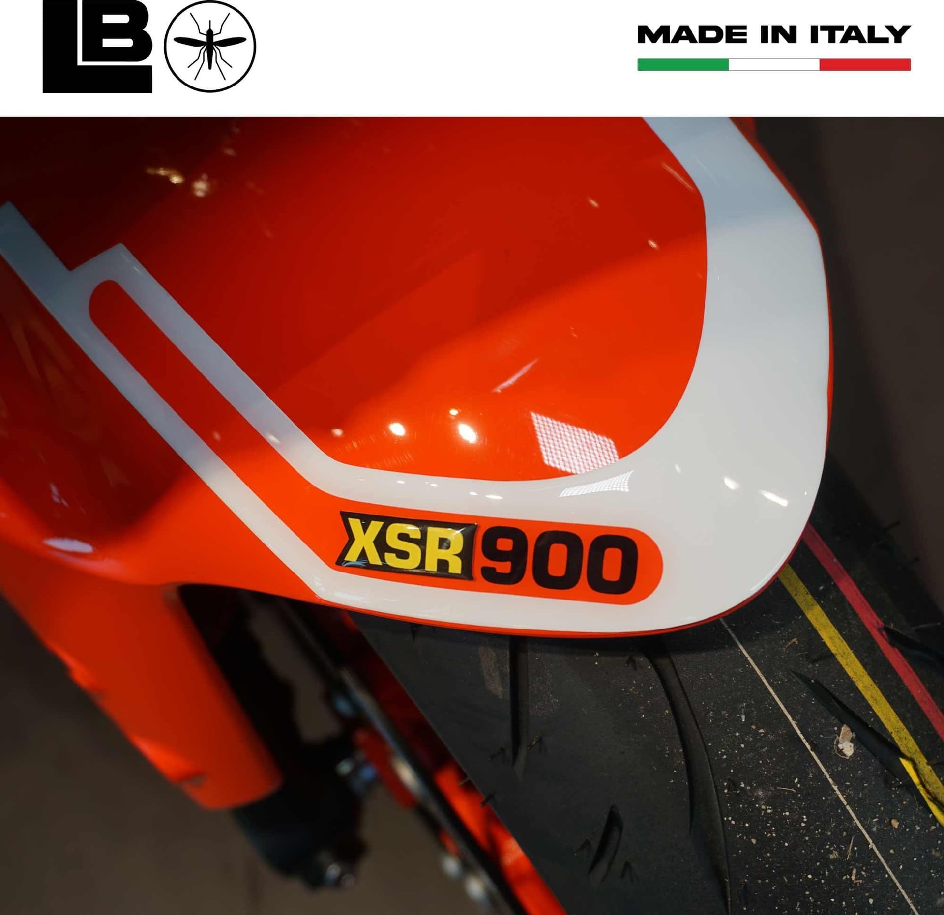 Adesivo 3D Protezione Parafango moto compatibile con Yamaha XSR900 Legend Red in Decalcomanie adesivi e magneti LabelBike - Bibbiano, commercioVirtuoso.it