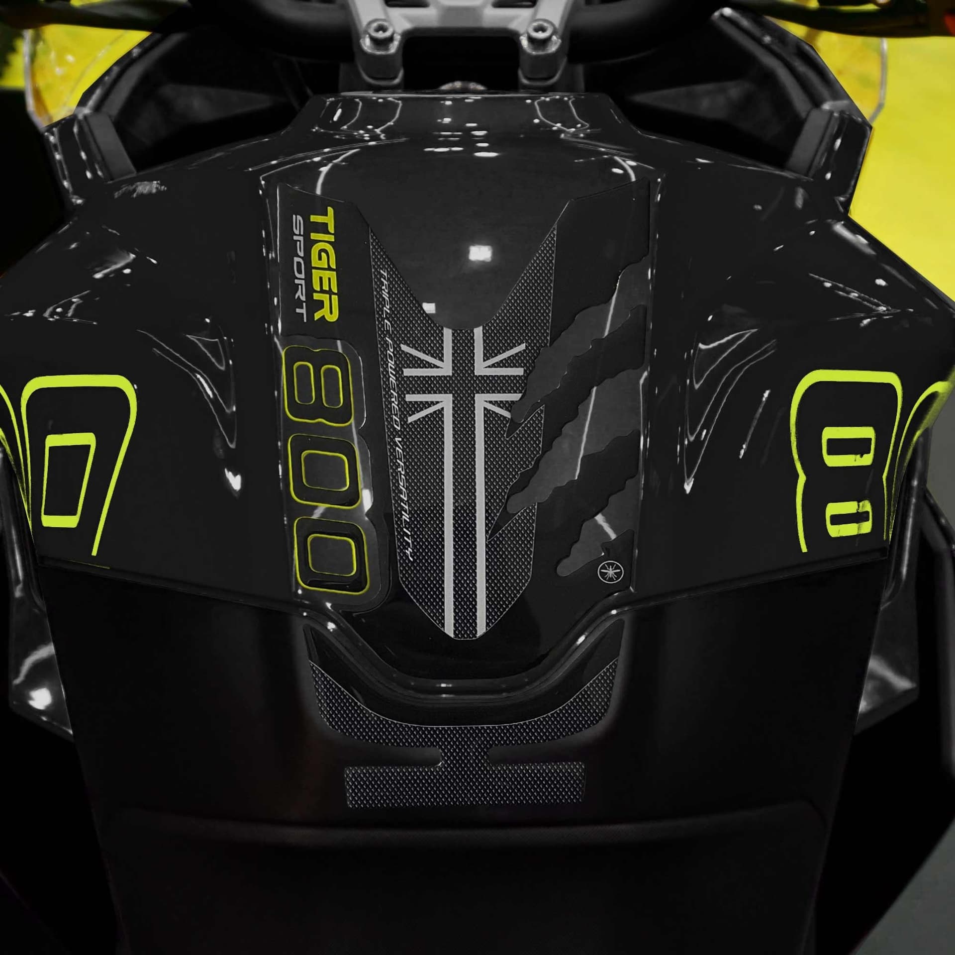 Paraserbatoio Protezione Adesivo 3D compatibile con Triumph Tiger 800 Sport 2025 in Decalcomanie adesivi e magneti LabelBike - Bibbiano, commercioVirtuoso.it