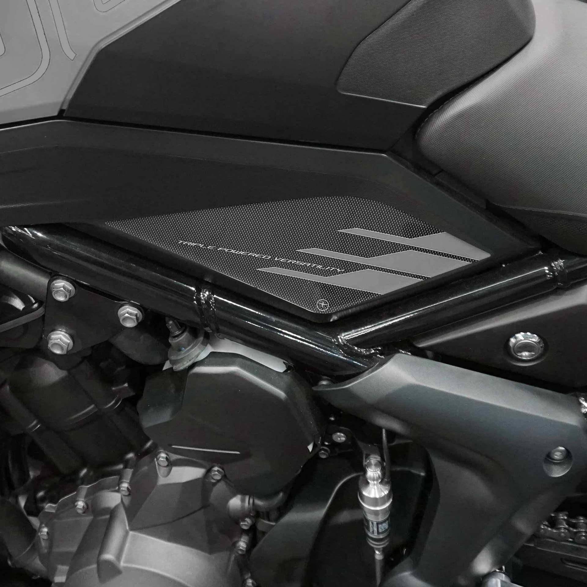 Adesivi 3D Protezioni laterali compatibili con Triumph Tiger 800 Sport 2025 in Decalcomanie adesivi e magneti LabelBike - Bibbiano, commercioVirtuoso.it