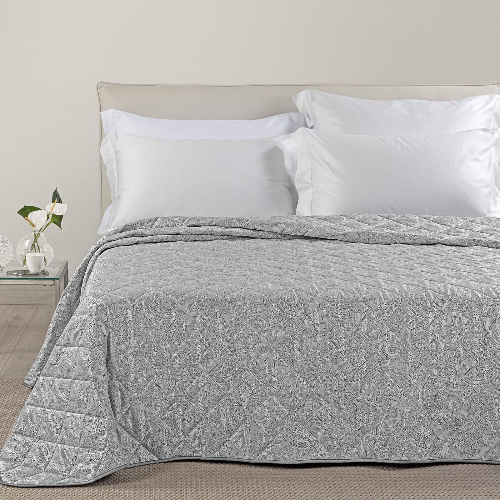 Copriletto Trapuntato Dorata ! Caleffi-In Raso Jacquard Matrimoniale Dreaming - Eleganza e Comfort in prodotto Anastasi - Marsala, commercioVirtuoso.it