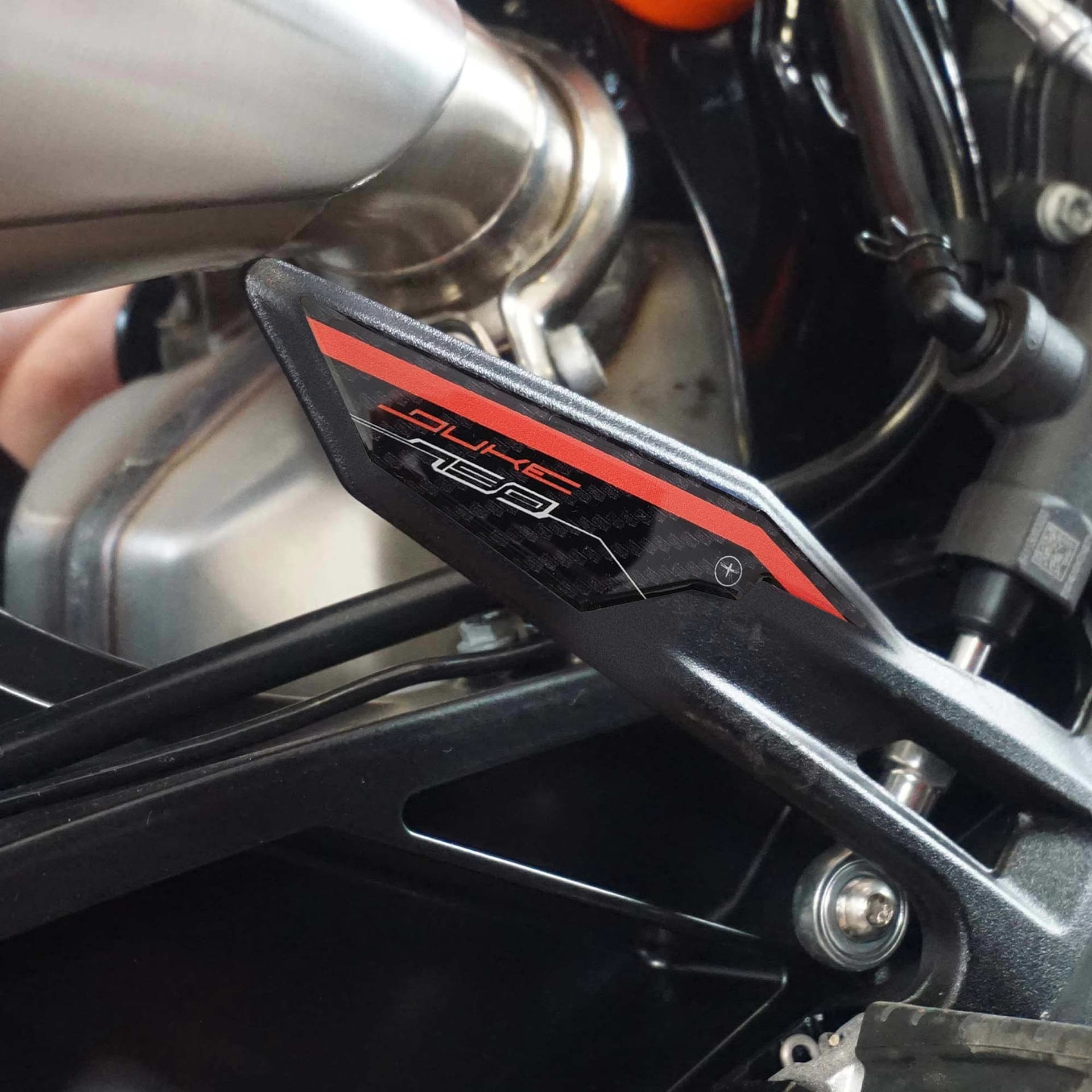 Adesivi resina Gel 3D battitacco moto compatibili con KTM 790 Duke 2018-2025 in Decalcomanie adesivi e magneti LabelBike - Bibbiano, commercioVirtuoso.it