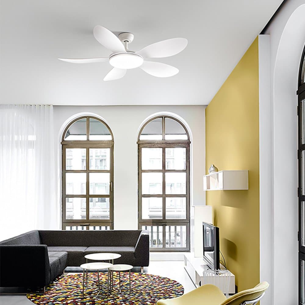 Ventilatore Metallo Bianco Opaco Led 36W 5 Pale Acrilico Bianco Smarti in Ventilatori da soffitto LuceArt - Montecorvino Pugliano, commercioVirtuoso.it