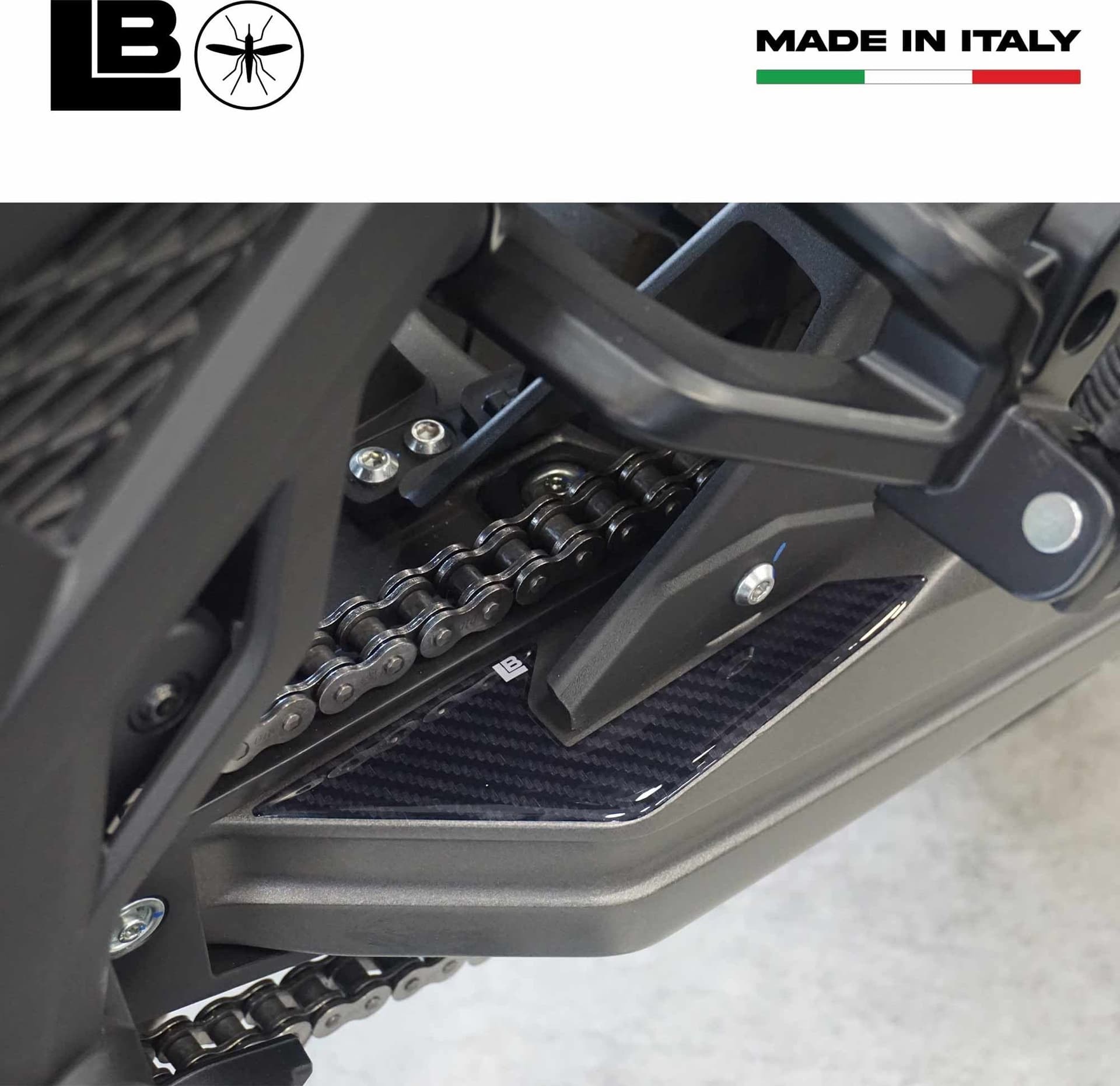 Adesivi 3D Protezioni Battitacco moto compatibili con Morbidelli T1002VX 2025 in Decalcomanie adesivi e magneti LabelBike - Bibbiano, commercioVirtuoso.it