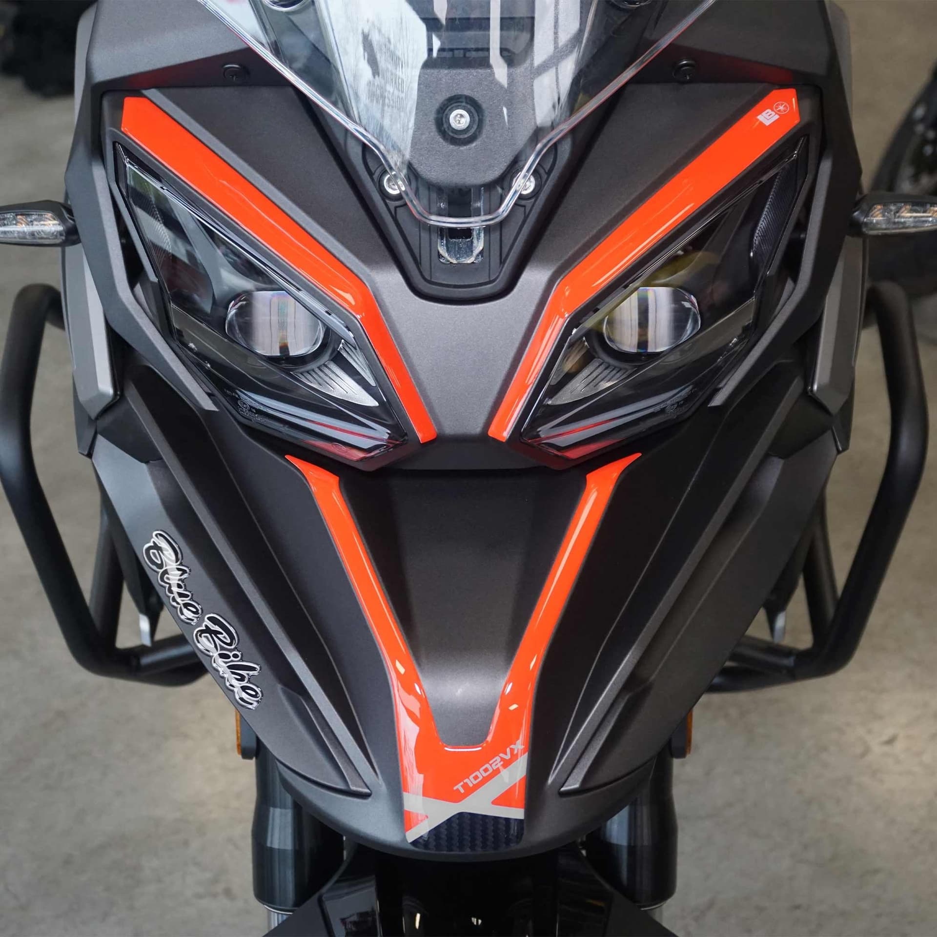 Adesivo 3D Protezione Frontale muso moto compatibile con Morbidelli T1002VX 2025 in Decalcomanie adesivi e magneti LabelBike - Bibbiano, commercioVirtuoso.it