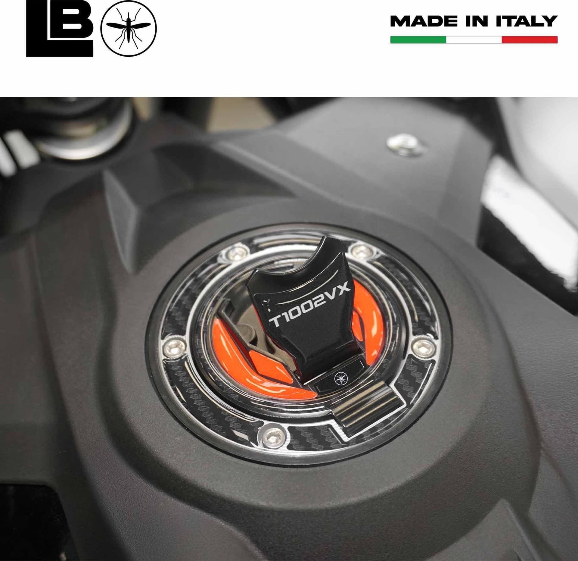Adesivo 3D Protezione Tappo Serbatoio compatibile con Morbidelli T1002VX 2025 in Protezioni copriserbatoio LabelBike - Bibbiano, commercioVirtuoso.it