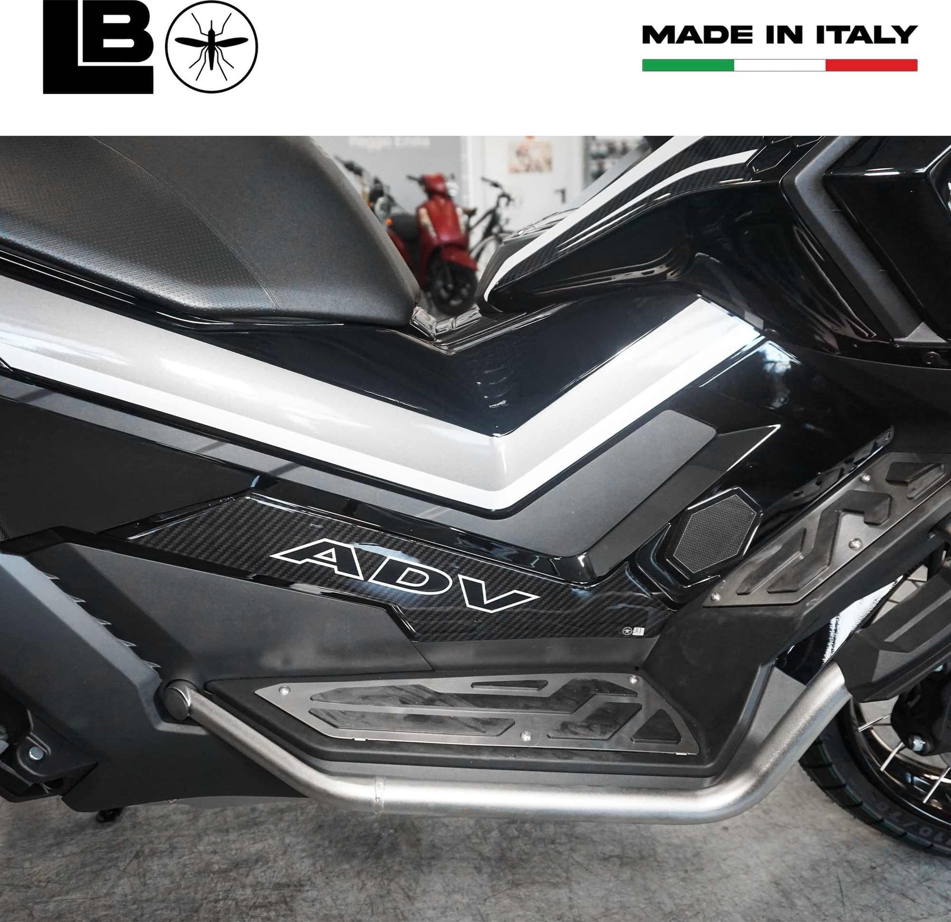 Adesivi 3D Protezioni Boomerang Scooter compatibili con Zontes 368 G 2025 in Decalcomanie adesivi e magneti LabelBike - Bibbiano, commercioVirtuoso.it