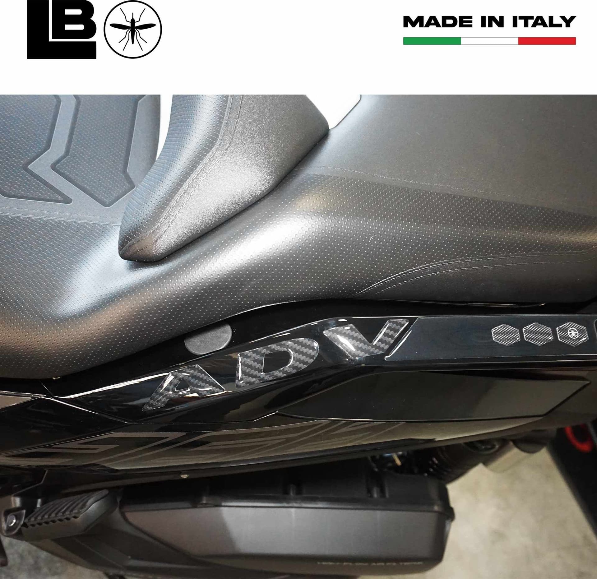 Adesivi 3D Protezioni Maniglie Scooter compatibili con Zontes 368 G 2025 in Decalcomanie adesivi e magneti LabelBike - Bibbiano, commercioVirtuoso.it