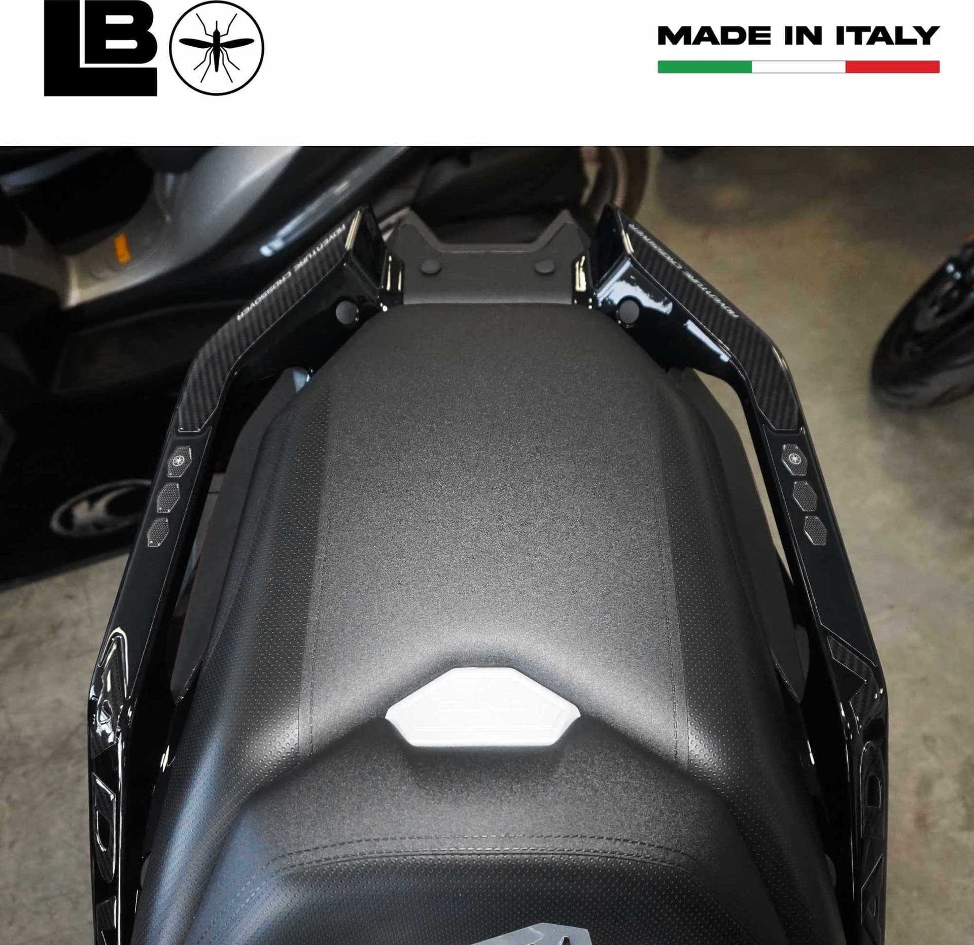Adesivi 3D Protezioni Maniglie Scooter compatibili con Zontes 368 G 2025 in Decalcomanie adesivi e magneti LabelBike - Bibbiano, commercioVirtuoso.it