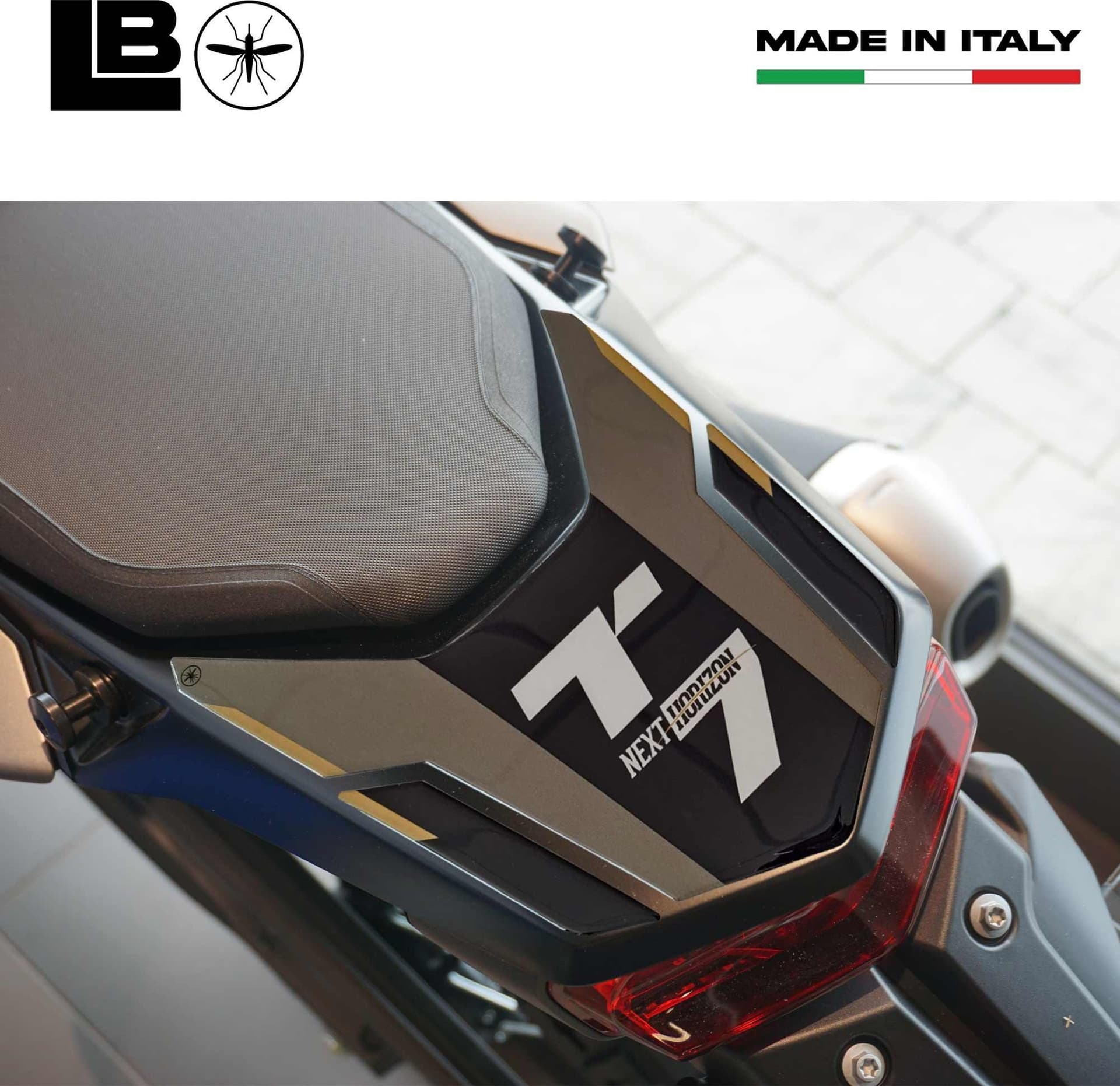 Adesivo gel 3D Protezione Codino moto compatibile con Yamaha Tenere 700 2025 in Decalcomanie adesivi e magneti LabelBike - Bibbiano, commercioVirtuoso.it