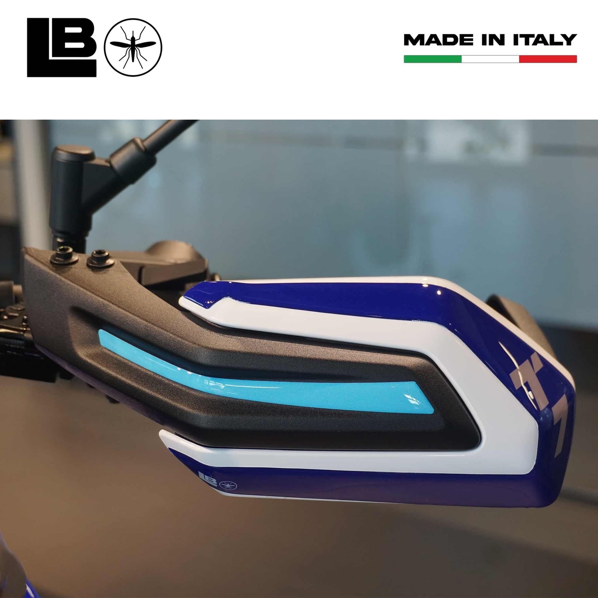 Adesivi gel 3D Protezioni Paramani moto compatibili con Yamaha Tenere 700 2025 in Decalcomanie adesivi e magneti LabelBike - Bibbiano, commercioVirtuoso.it