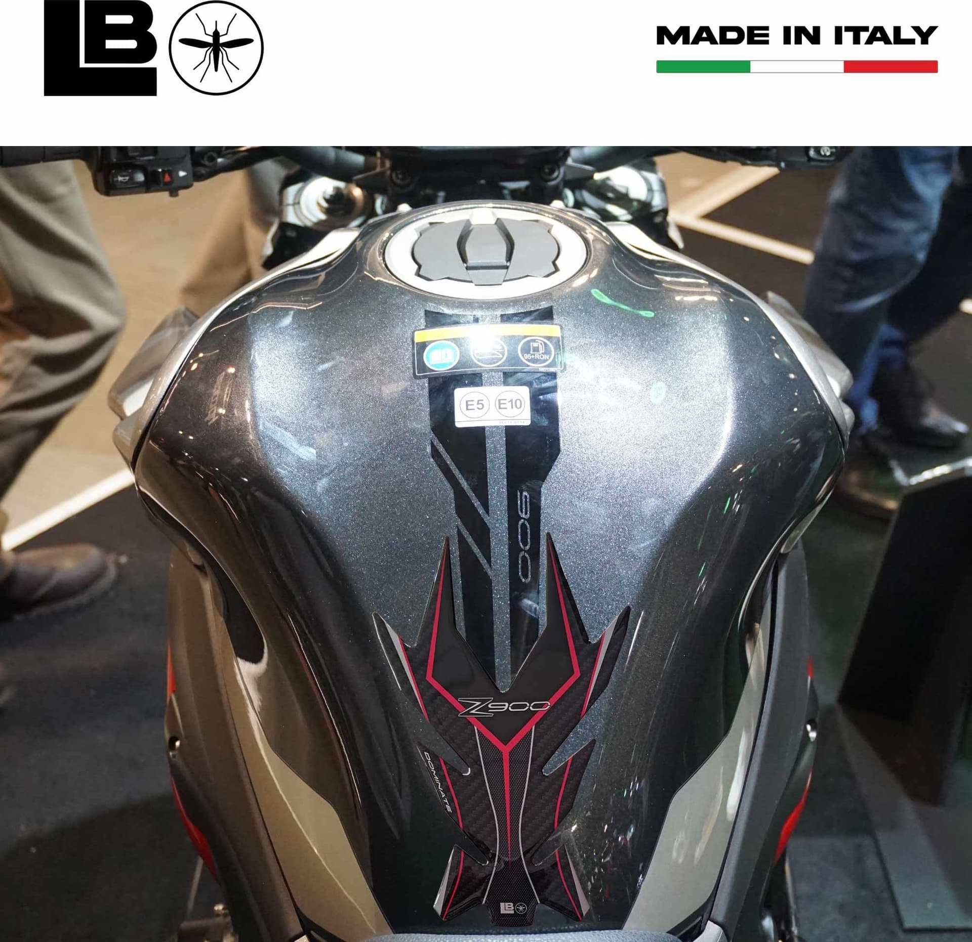 Adesivo gel 3D Protezione Paraserbatoio compatibile con Kawasaki Z900 2018-2025 in Paraserbatoio LabelBike - Bibbiano, commercioVirtuoso.it