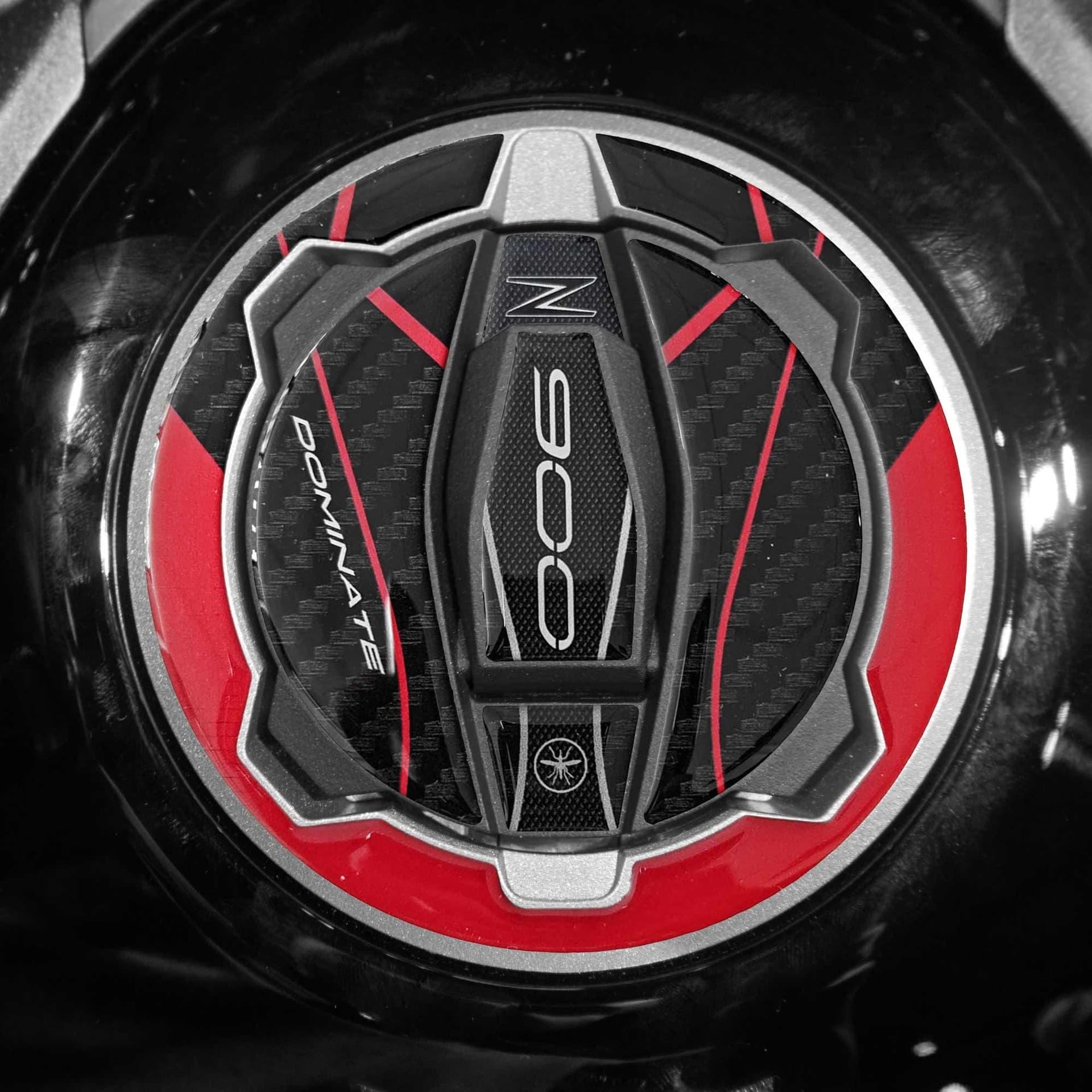 Adesivo 3D Protezione Tappo Serbatoio compatibile con Kawasaki Z900 2018-2025 in Decalcomanie adesivi e magneti LabelBike - Bibbiano, commercioVirtuoso.it