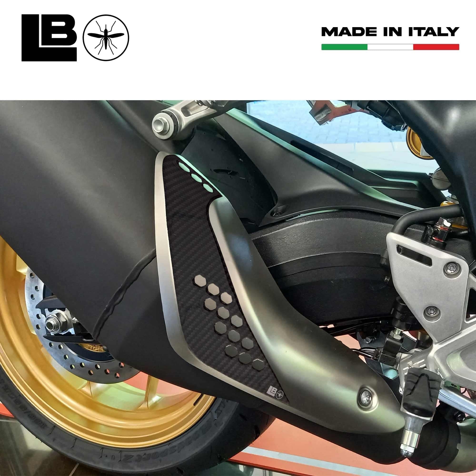 Adesivo 3D Protezione Posteriore Marmitta compatibile con Honda Hornet 1000 2025 in Paraserbatoio LabelBike - Bibbiano, commercioVirtuoso.it