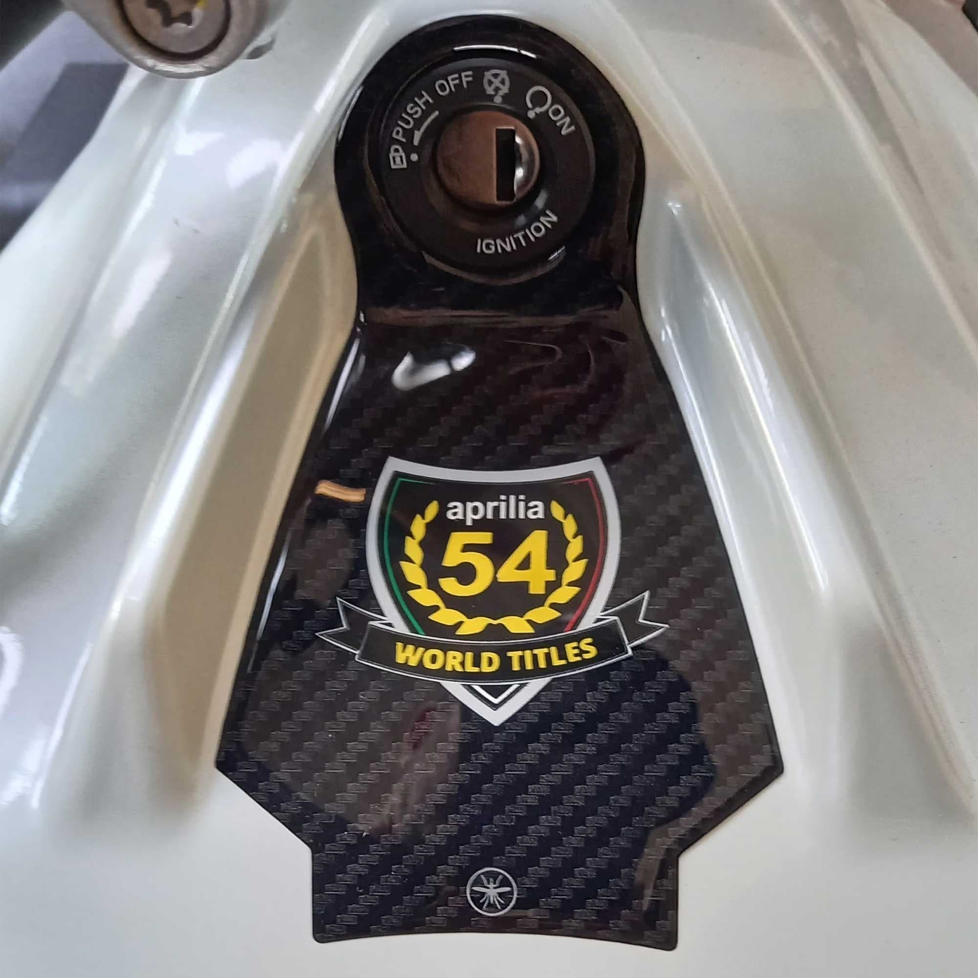 Adesivo Protezione Chiave Accensione moto compatibile con Aprilia Tuono 457 2025 in Decalcomanie adesivi e magneti LabelBike - Bibbiano, commercioVirtuoso.it