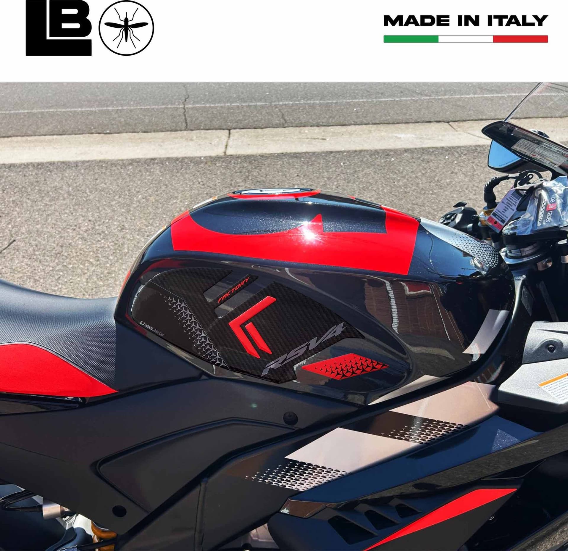 Adesivi 3D Protezioni Laterali moto compatibili con Aprilia RSV4 Factory 2025 in Decalcomanie adesivi e magneti LabelBike - Bibbiano, commercioVirtuoso.it