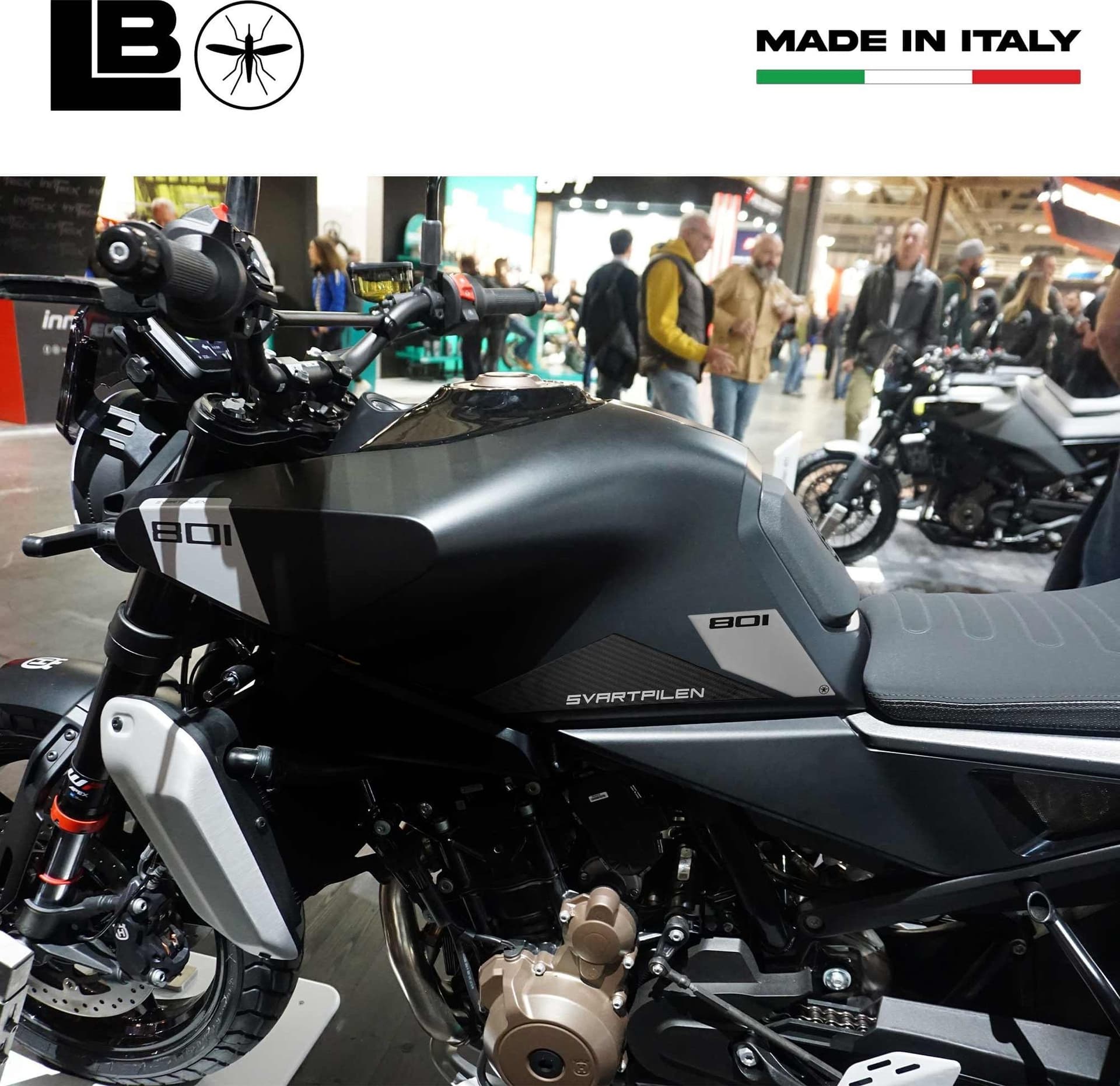 Adesivi Gel 3D Laterali Serbatoio moto compatibili con Husqvarna Svartpilen 801 in Decalcomanie adesivi e magneti LabelBike - Bibbiano, commercioVirtuoso.it