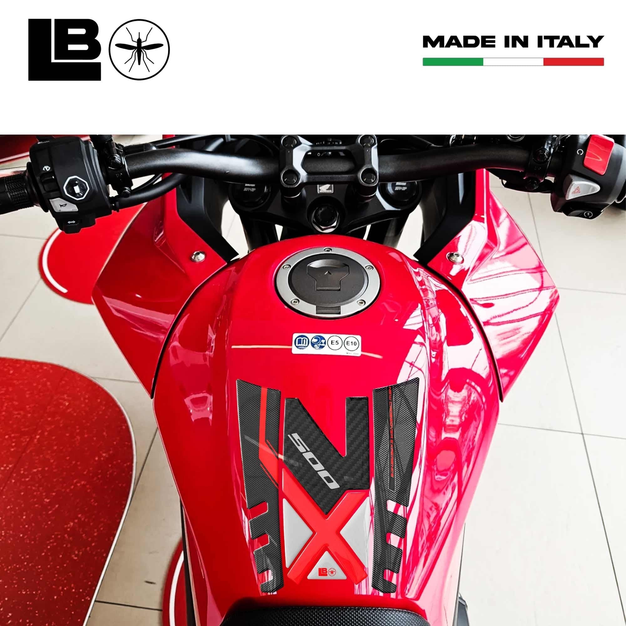 Adesivo 3D Protezione Paraserbatoio compatibile con moto Honda NX500 2024-2025 in Paraserbatoio LabelBike - Bibbiano, commercioVirtuoso.it