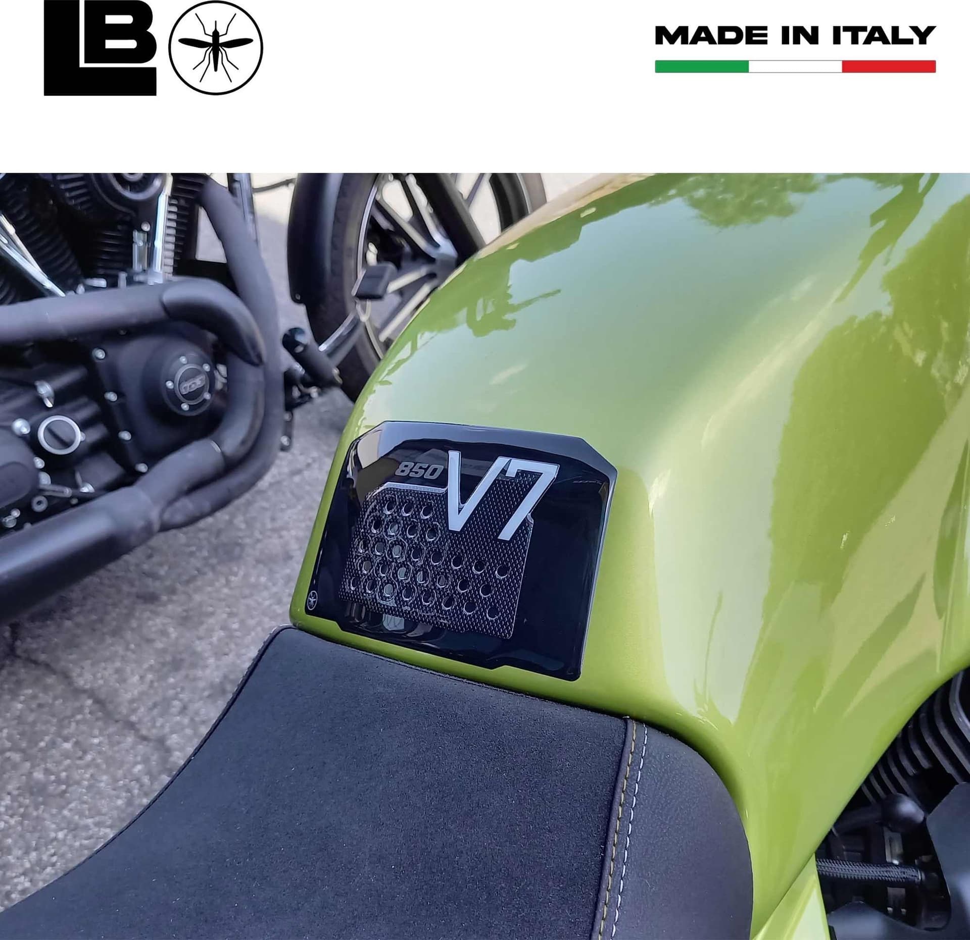 Paraserbatoio Adesivo 3D Protezione compatibile con Moto Guzzi V7 850 Sport 2025 in Paraserbatoio LabelBike - Bibbiano, commercioVirtuoso.it