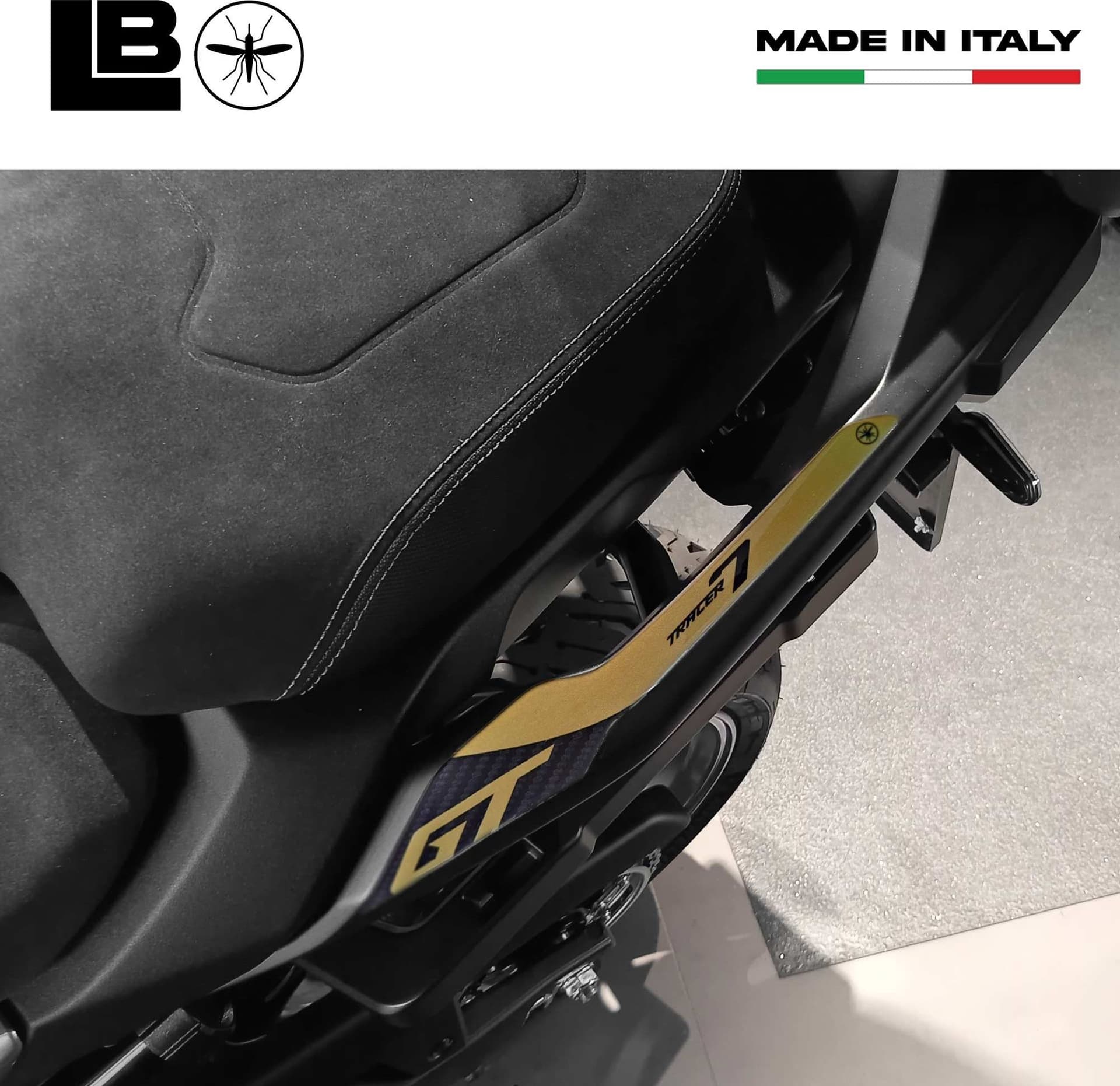 Protezioni Maniglie moto Adesivi 3D compatibili con Yamaha Tracer 7 GT 2025 in Decalcomanie adesivi e magneti LabelBike - Bibbiano, commercioVirtuoso.it