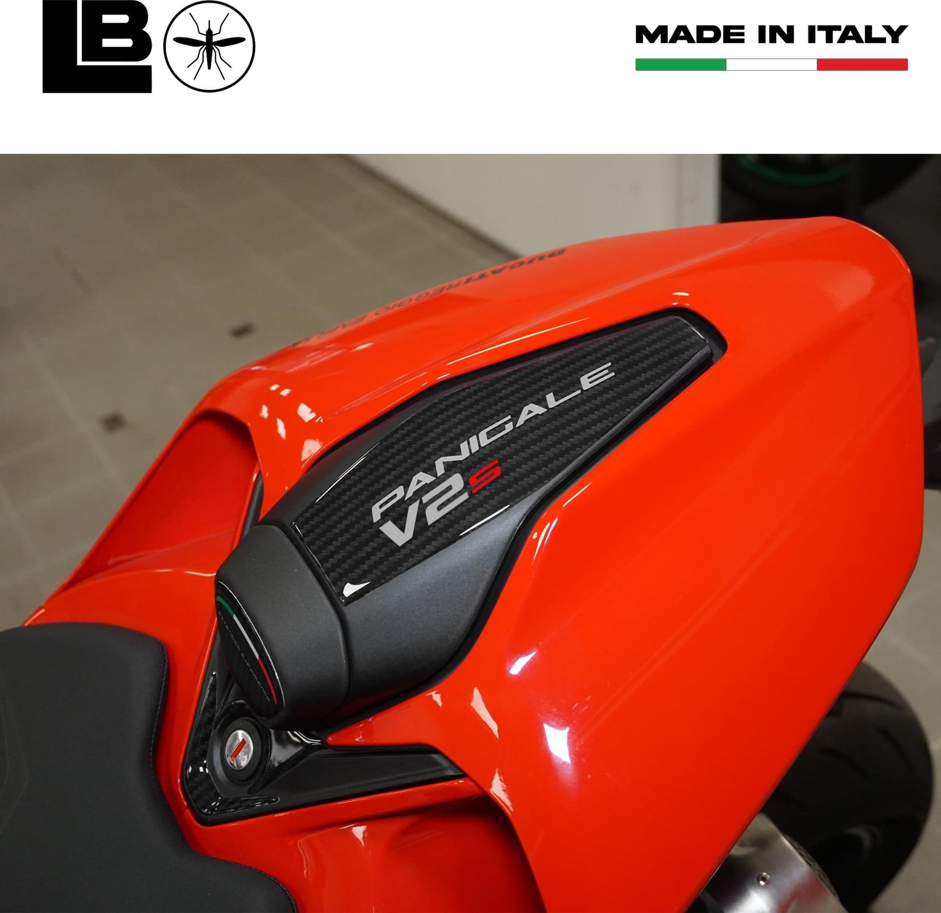 Adesivo resinato 3D per Coda Moto compatibile con Ducati Panigale V2 V2S 2025 in Decalcomanie adesivi e magneti LabelBike - Bibbiano, commercioVirtuoso.it