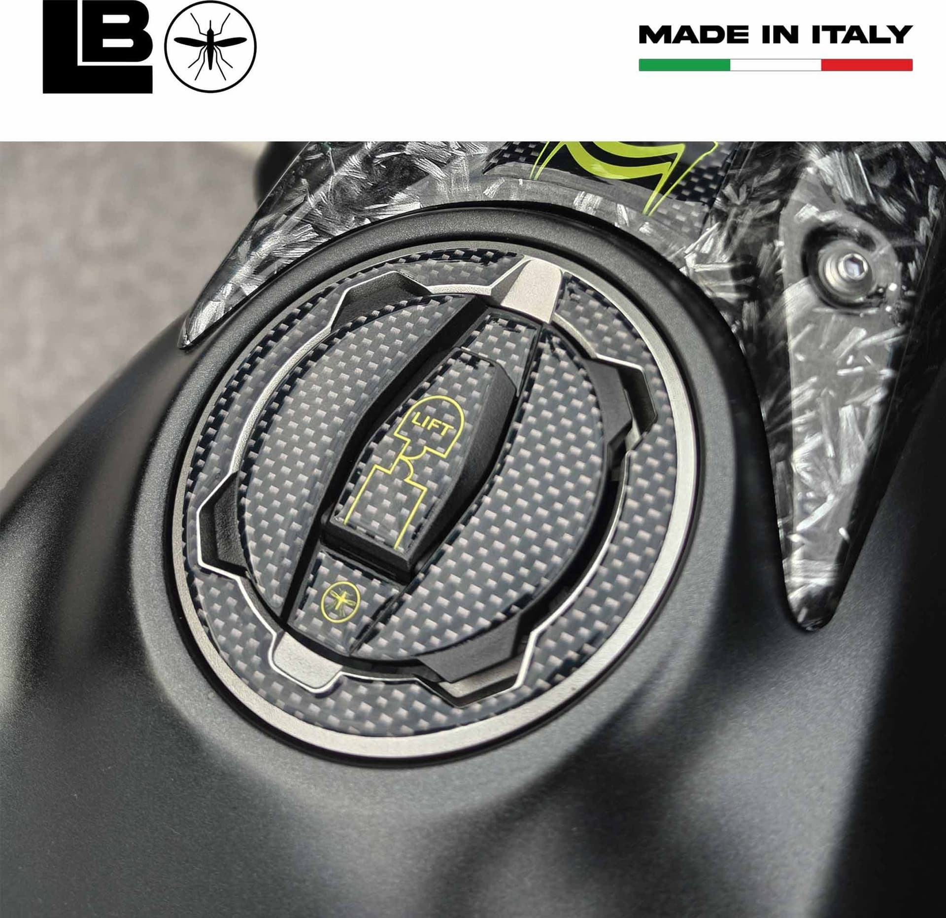 Protezione Tappo Serbatoio Adesivo Moto compatibile con Kawasaki Z650 2017-2022 in Decalcomanie adesivi e magneti LabelBike - Bibbiano, commercioVirtuoso.it