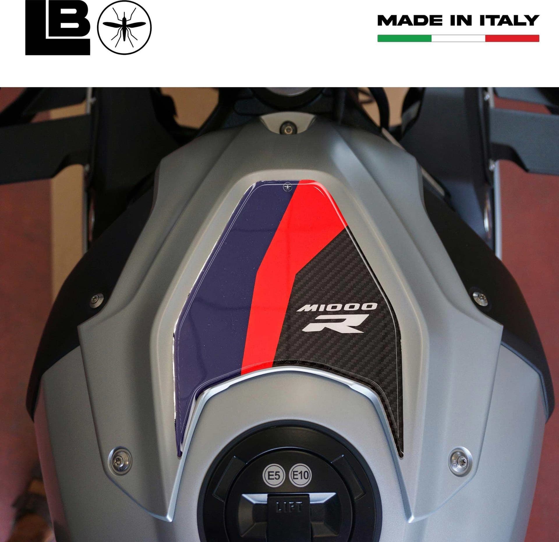Sopraserbatoio Adesivo 3D Protezione Serbatoio moto compatibile con BMW M 1000 R in Paraserbatoio LabelBike - Bibbiano, commercioVirtuoso.it
