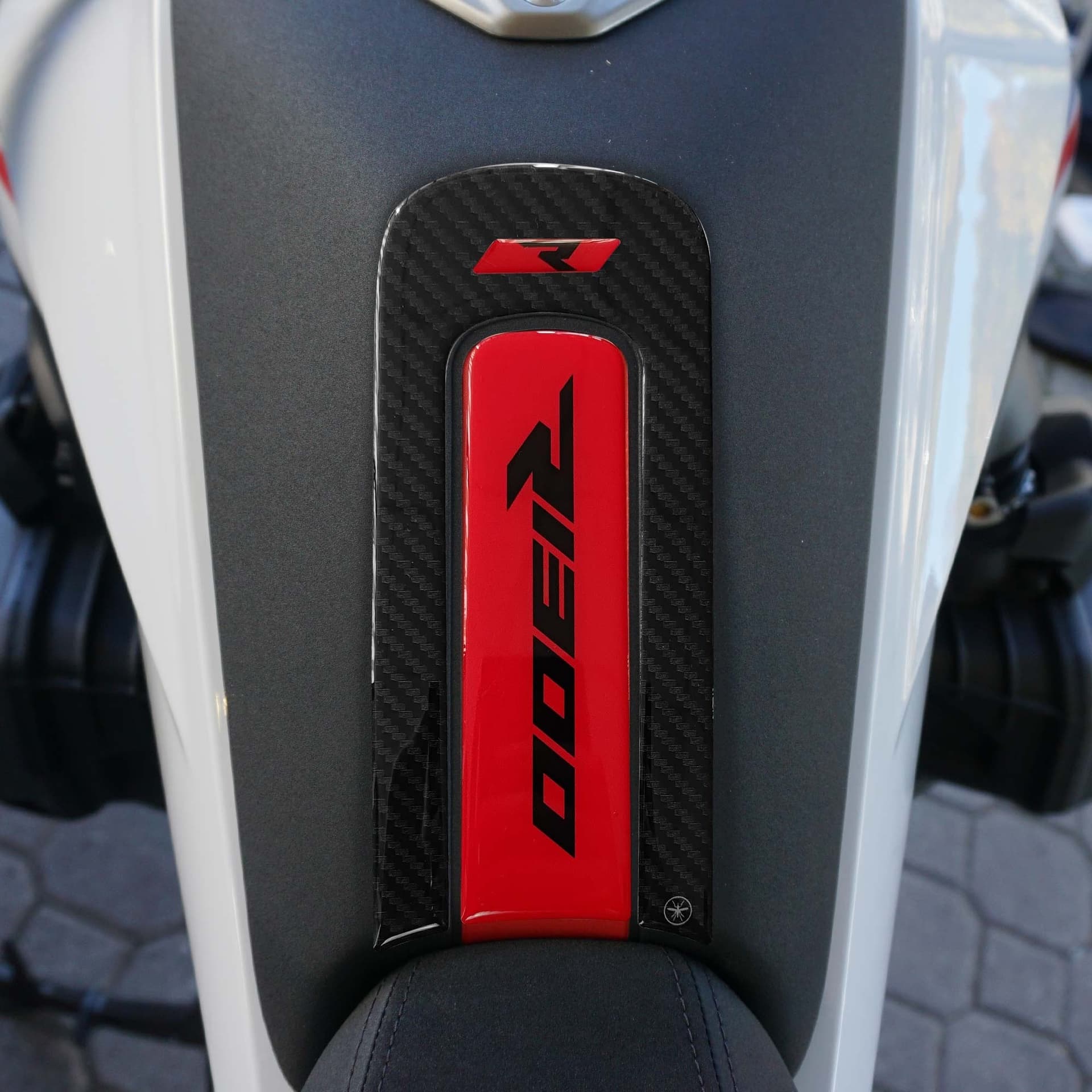 Adesivo 3D Paraserbatoio Protezione serbatoio moto compatibile con Bmw R1300R in Paraserbatoio LabelBike - Bibbiano, commercioVirtuoso.it