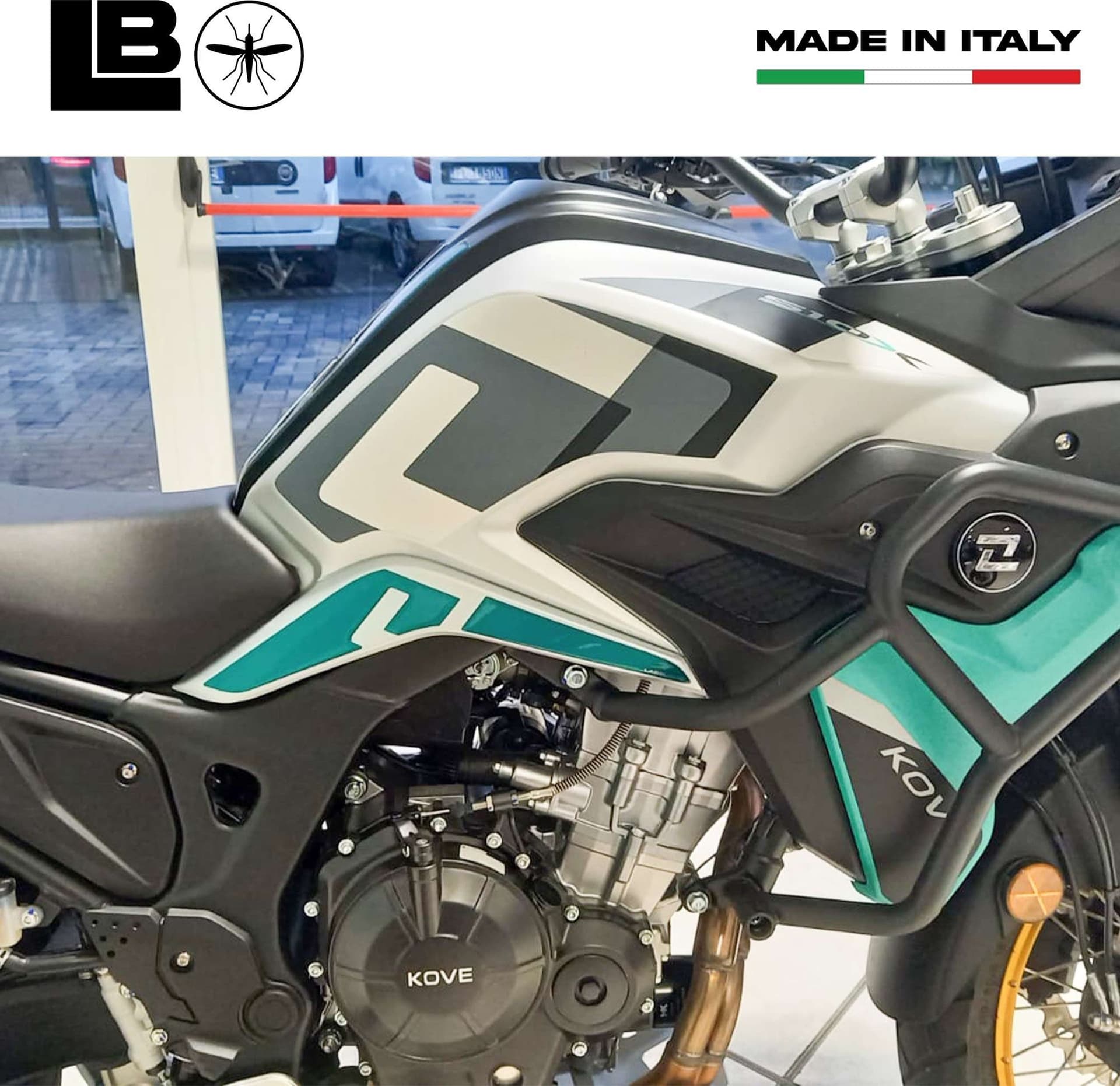 Adesivi resinati 3D compatibili con Kove 510X Protezioni laterali serbatoio moto in Decalcomanie adesivi e magneti LabelBike - Bibbiano, commercioVirtuoso.it