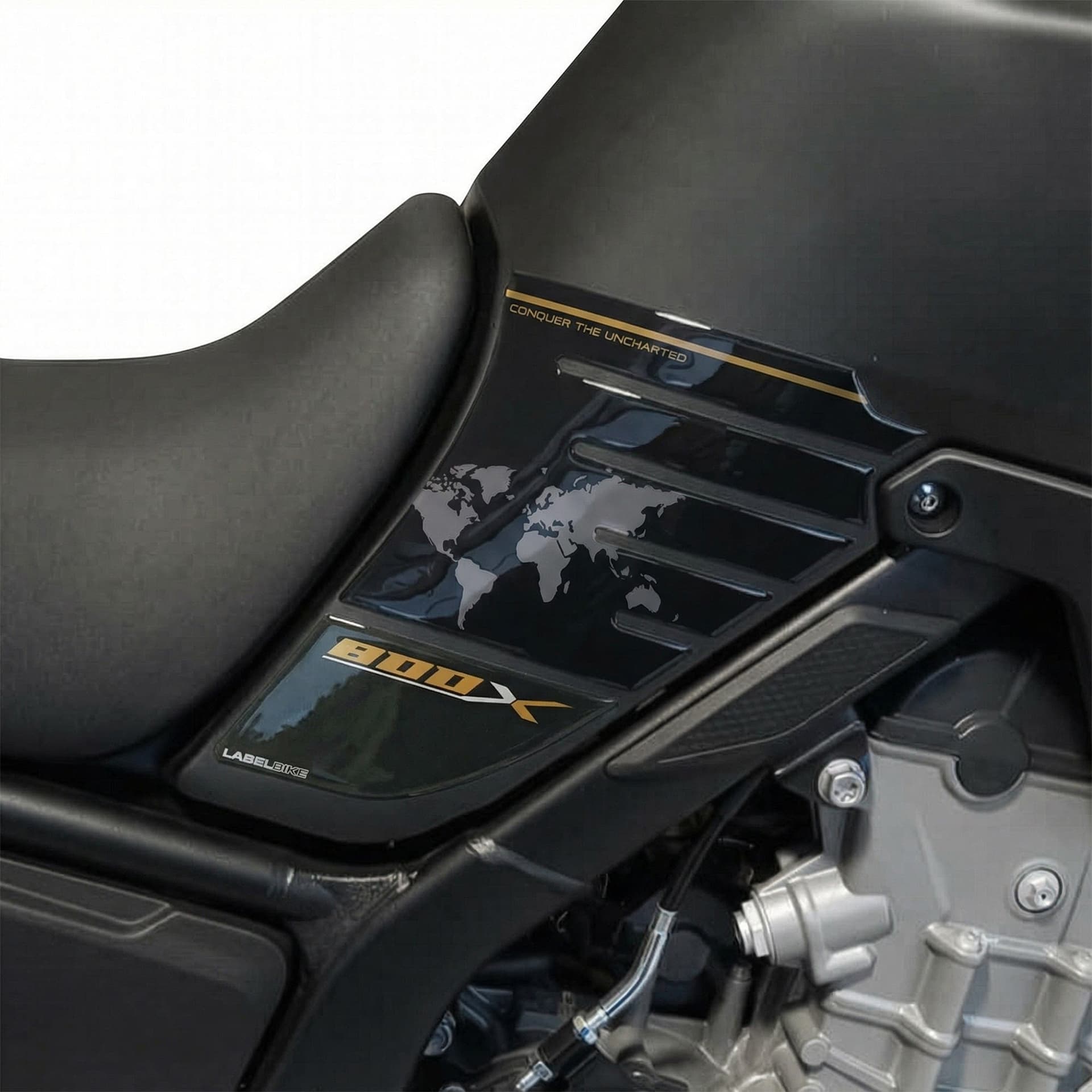 Adesivi resinati 3D compatibili con Kove 800X Protezioni laterali serbatoio moto in Decalcomanie adesivi e magneti LabelBike - Bibbiano, commercioVirtuoso.it