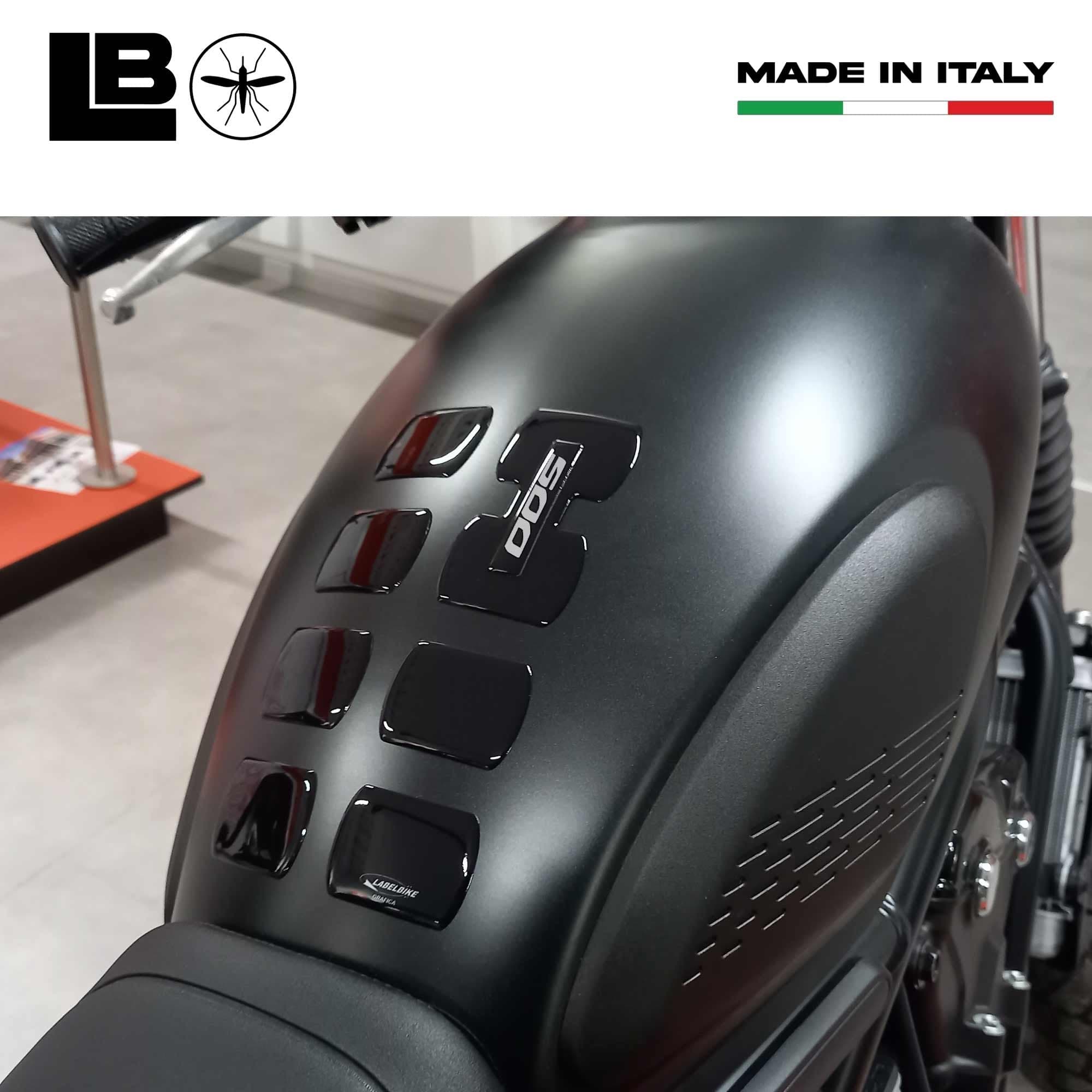 Paraserbatoio Adesivo 3D Protezione resinata moto compatibile con Honda CL500 in prodotto LabelBike - Bibbiano, commercioVirtuoso.it