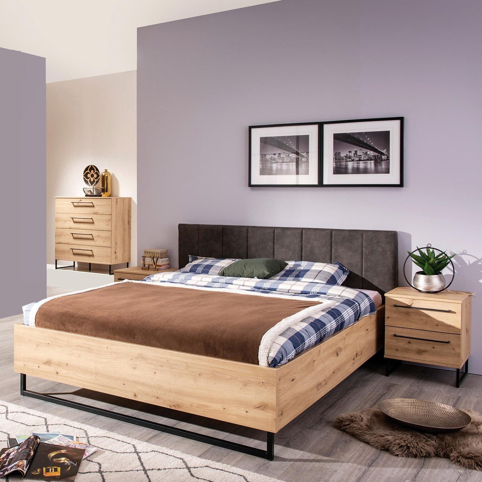 Letto anticato matrimoniale "Spain" struttura in legno rovere con spalliera nera - 8