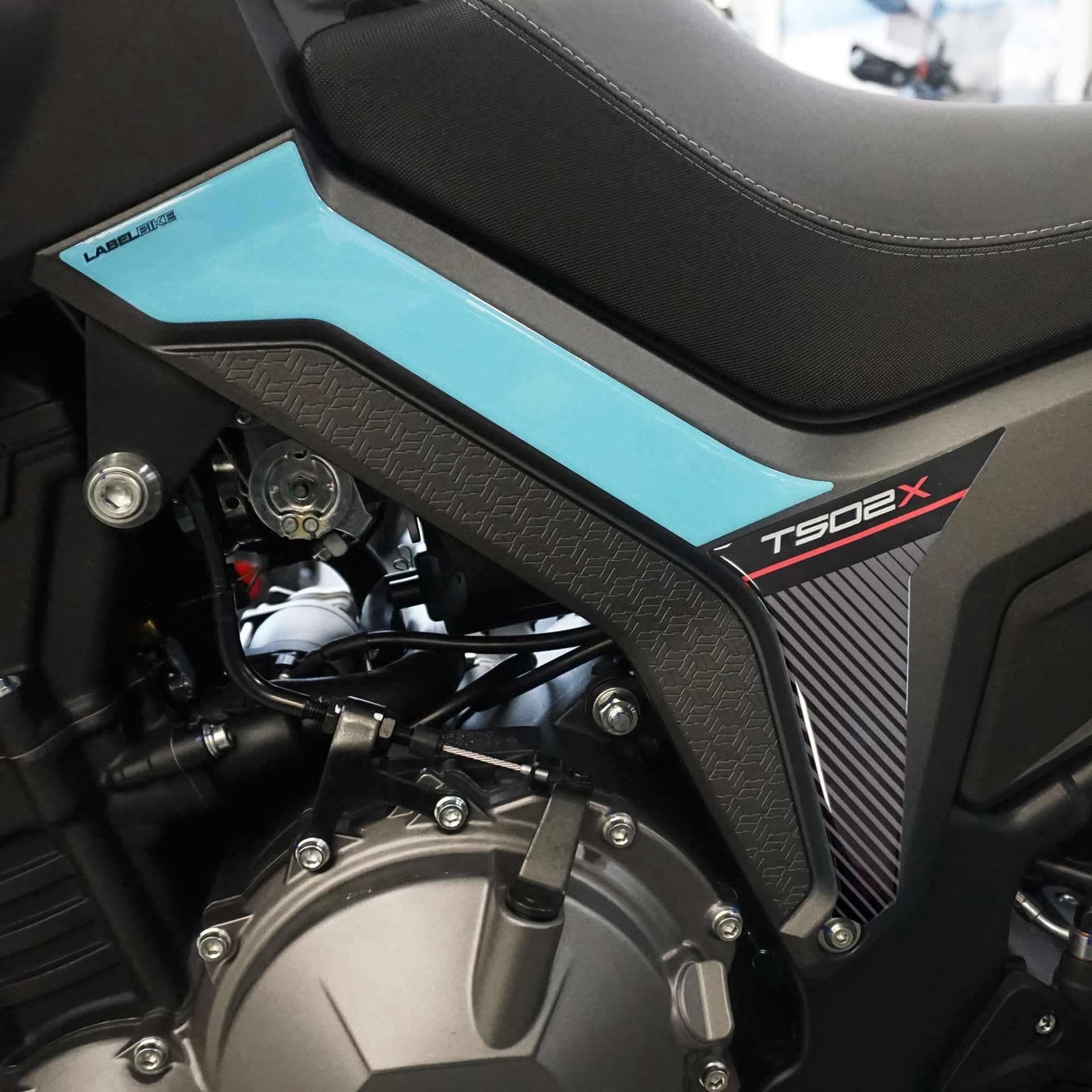 Adesivi 3D Protezioni Laterali Serbatoio compatibili con Morbidelli T502X 2026 in Decalcomanie adesivi e magneti LabelBike - Bibbiano, commercioVirtuoso.it