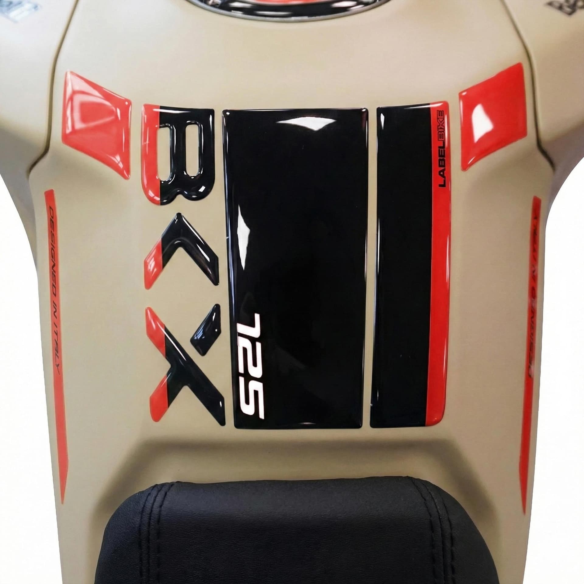 Adesivo resina gel 3D Paraserbatoio moto compatibile con Benelli BKX 125 125s in Decalcomanie adesivi e magneti LabelBike - Bibbiano, commercioVirtuoso.it