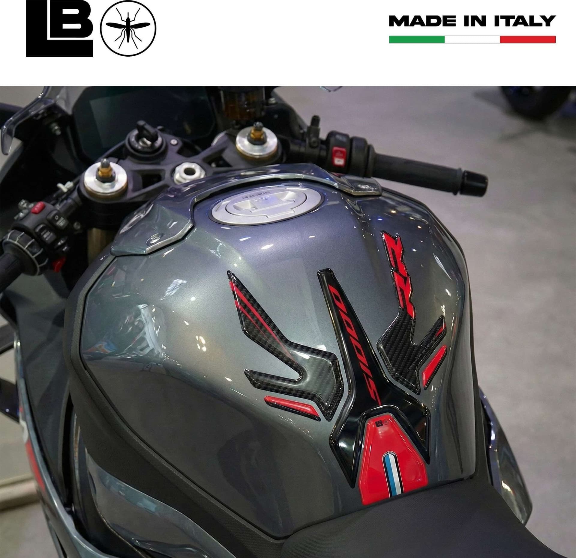 Kit Serbatoio Adesivi 3D Protezione moto compatibile con Bmw S1000RR 2009-2026 in Paraserbatoio LabelBike - Bibbiano, commercioVirtuoso.it
