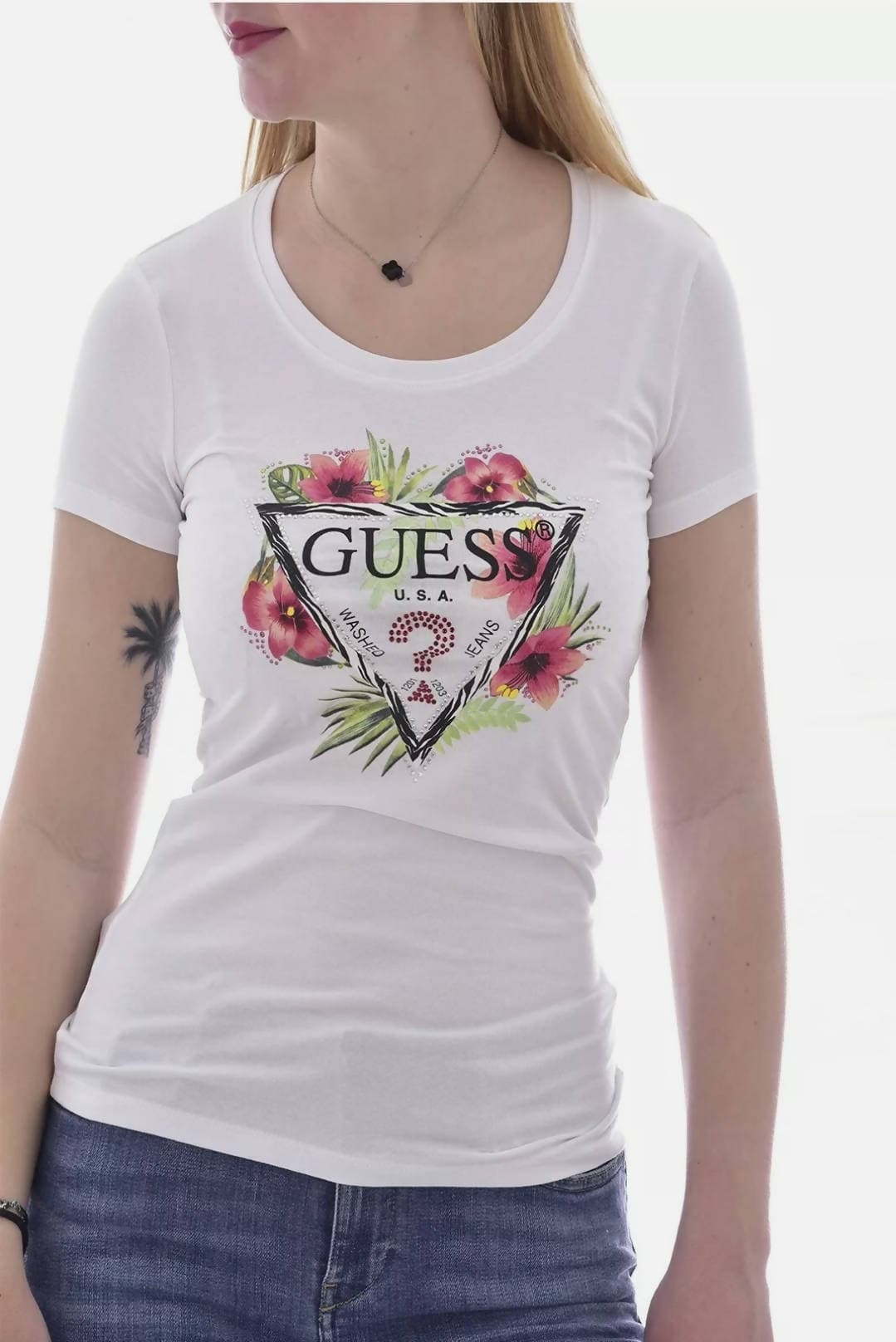 Guess T-Shirt Donna in Cotone Organico Stretch a Manica Corta Scollo Rotondo T-Shirt Slim Con Strass E Logo in T-shirt Euforia - Bronte, commercioVirtuoso.it