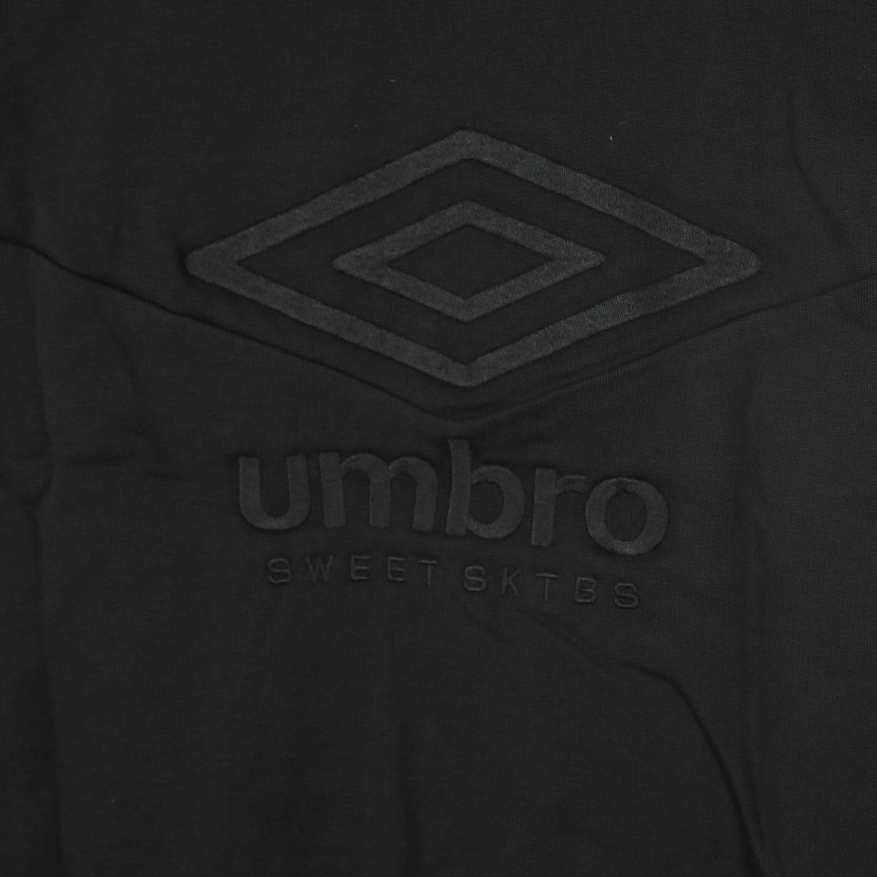 SWEET SKATEBOARDS Felpa Cappuccio Uomo Sweet X Umbro Black da uomo in Felpe con cappuccio Drestige - Casamassima, commercioVirtuoso.it