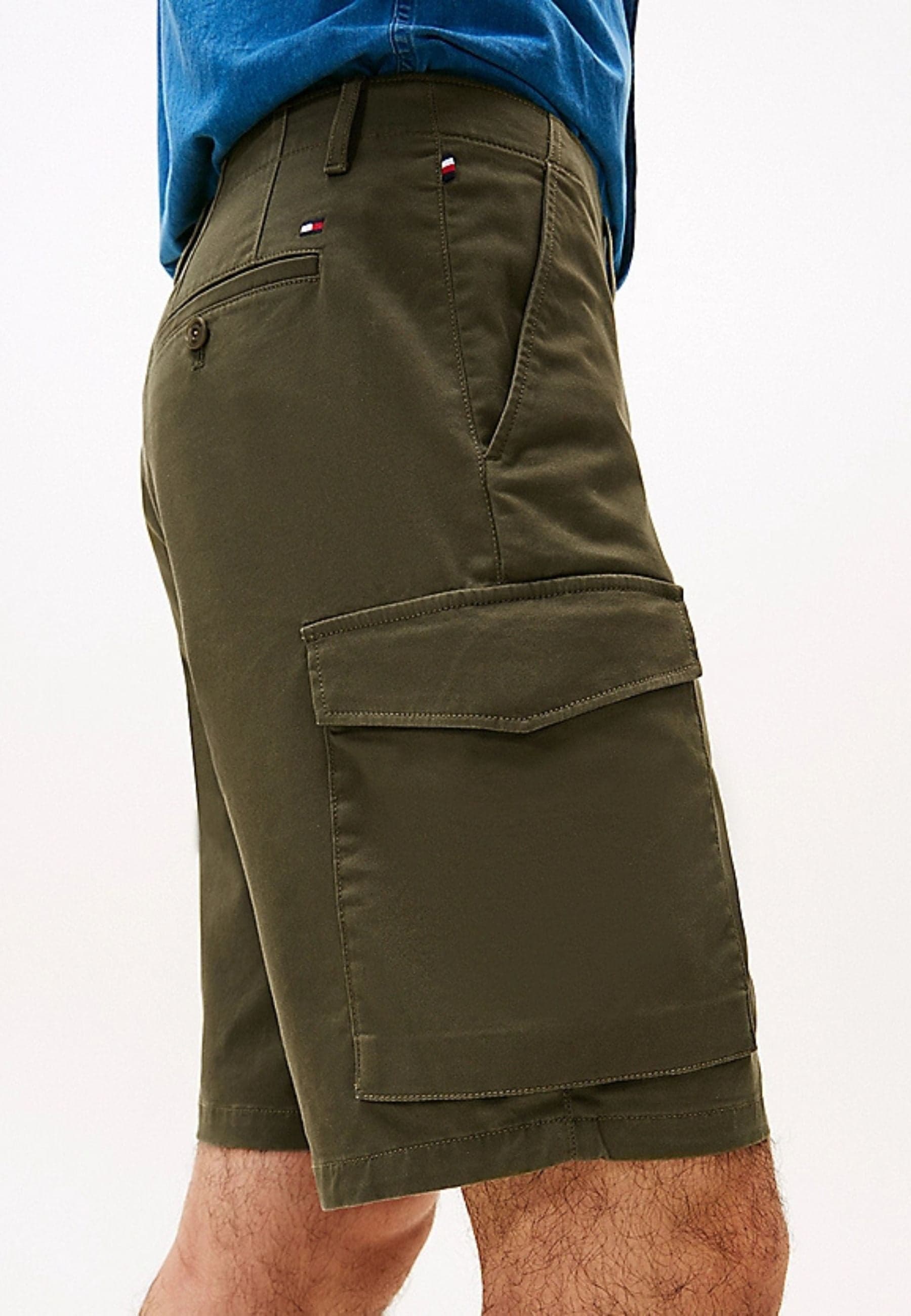 Tommy Hilfiger PANTALONCINO HARLEM CARGO 1985 da uomo in Autocategorizzazione Drestige - Casamassima, commercioVirtuoso.it
