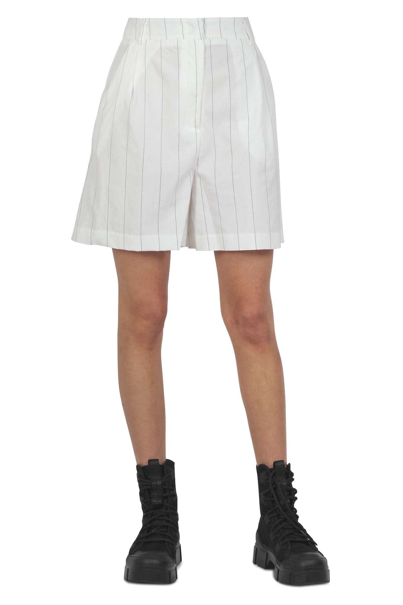 SO ALLURE So Allure - Shorts - 430901 - Bianco/Nero da donna in Pantaloncini sportivi Drestige - Casamassima, commercioVirtuoso.it