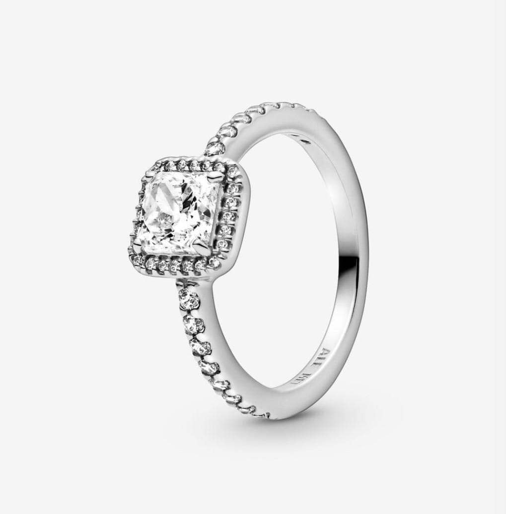 Pandora Anello Punto Luce scintillante con pietra quadrata in Anelli Alba Gioielli - Casoria, commercioVirtuoso.it