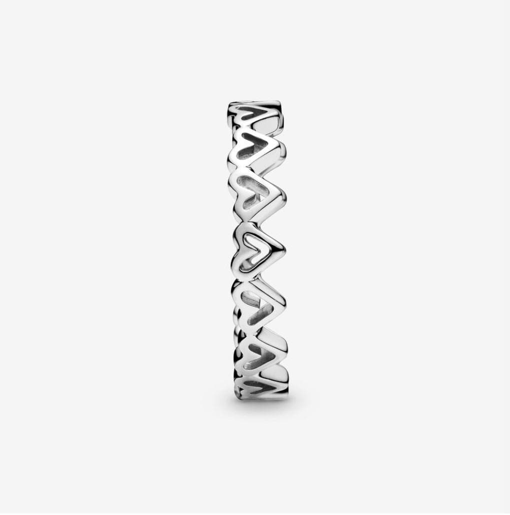 Pandora Anello Fascia di Cuori disegnati in Anelli Alba Gioielli - Casoria, commercioVirtuoso.it