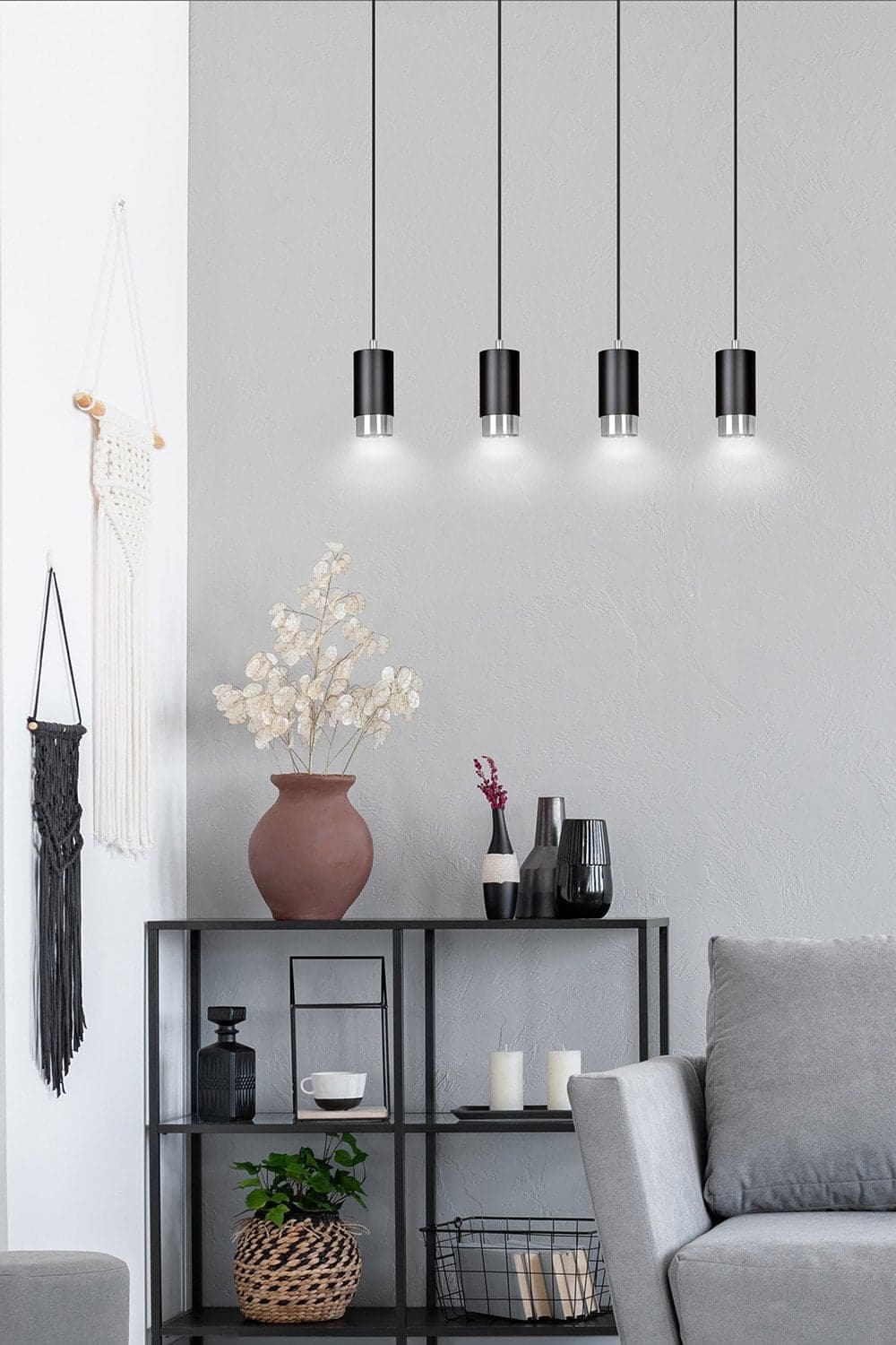 Lampadario 4 Luci Fumiko Con Cilindri In Acciaio Nero E Cromo in Lampade a sospensione LuceArt - Montecorvino Pugliano, commercioVirtuoso.it