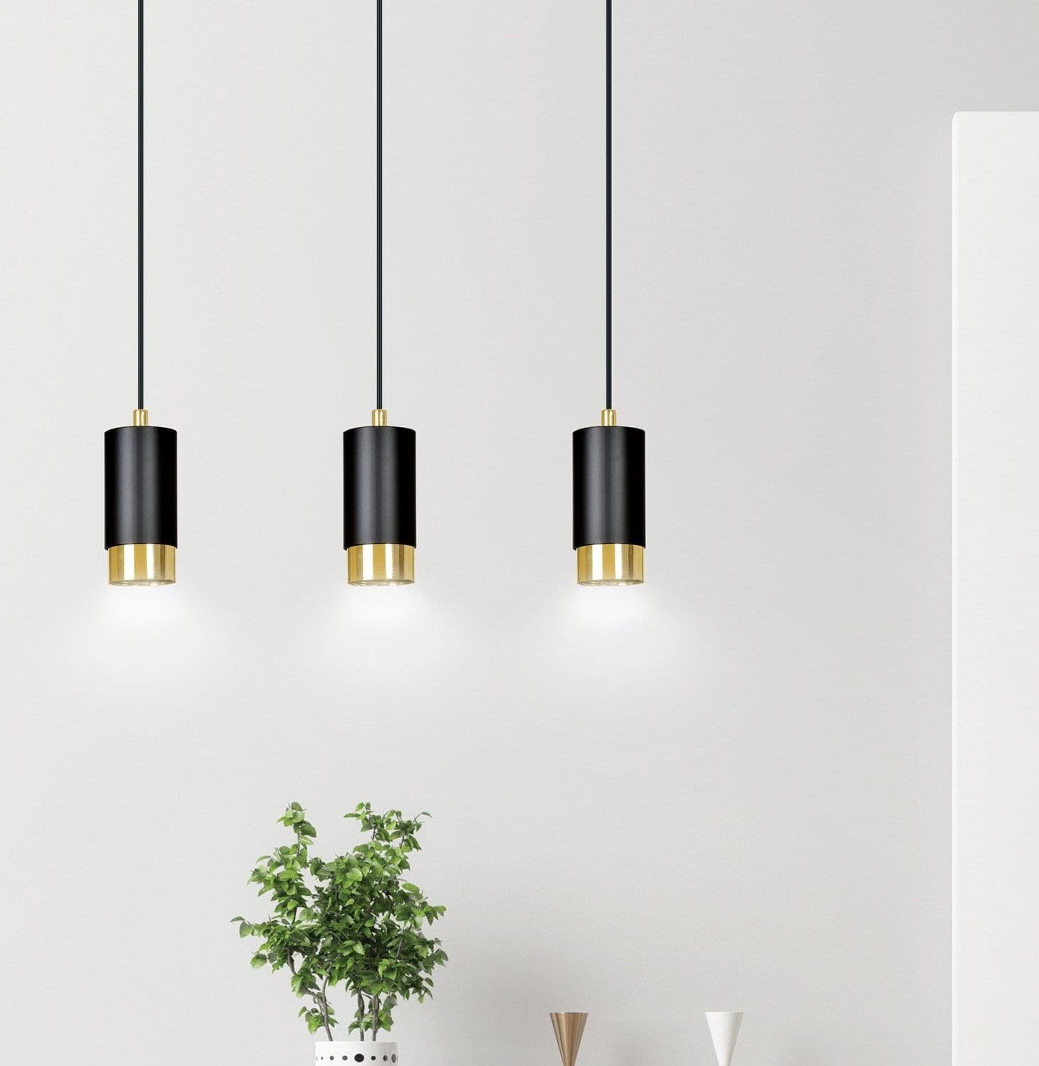 Lampadario 3 Luci Fumiko Con Cilindri In Acciaio Nero E Oro in Lampade a sospensione LuceArt - Montecorvino Pugliano, commercioVirtuoso.it