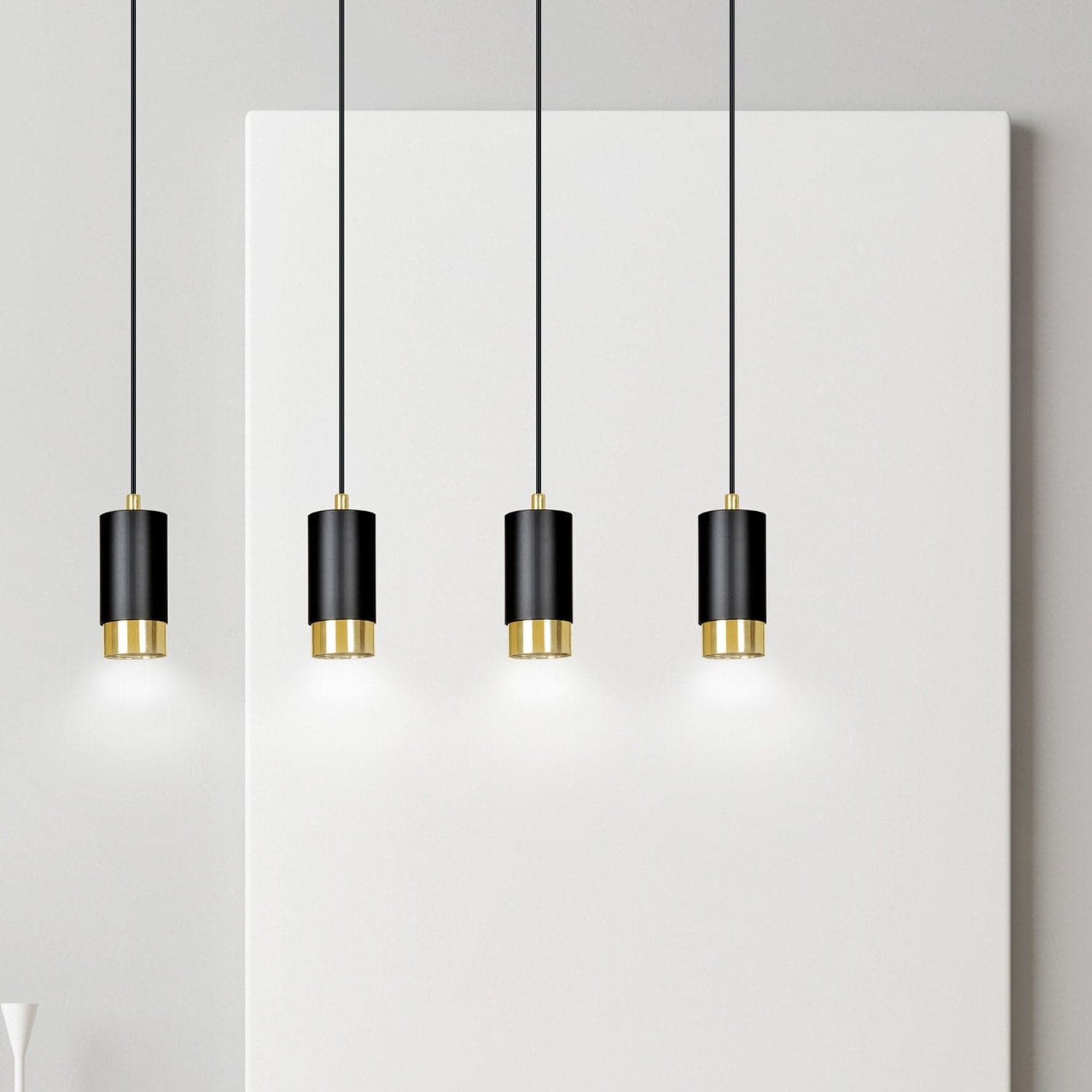 Lampadario 4 Luci Fumiko Con Cilindri In Acciaio Nero E Oro in Lampade a sospensione LuceArt - Montecorvino Pugliano, commercioVirtuoso.it