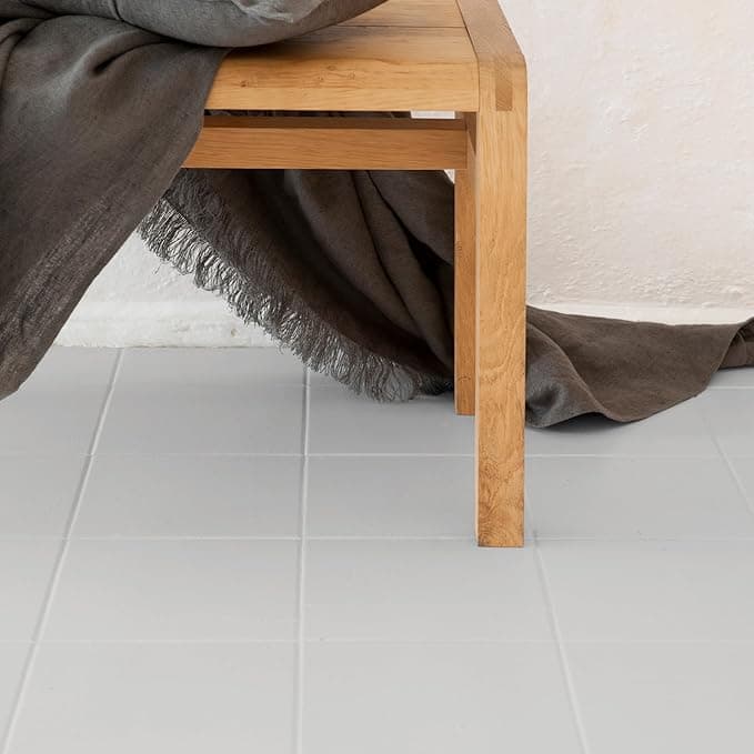 V33 - SMALTO RINNOVARE PERFECTION PAVIMENTI 750ML BIANCO PIUMA SATINATO in Vernice Stockdoc - Terni, commercioVirtuoso.it